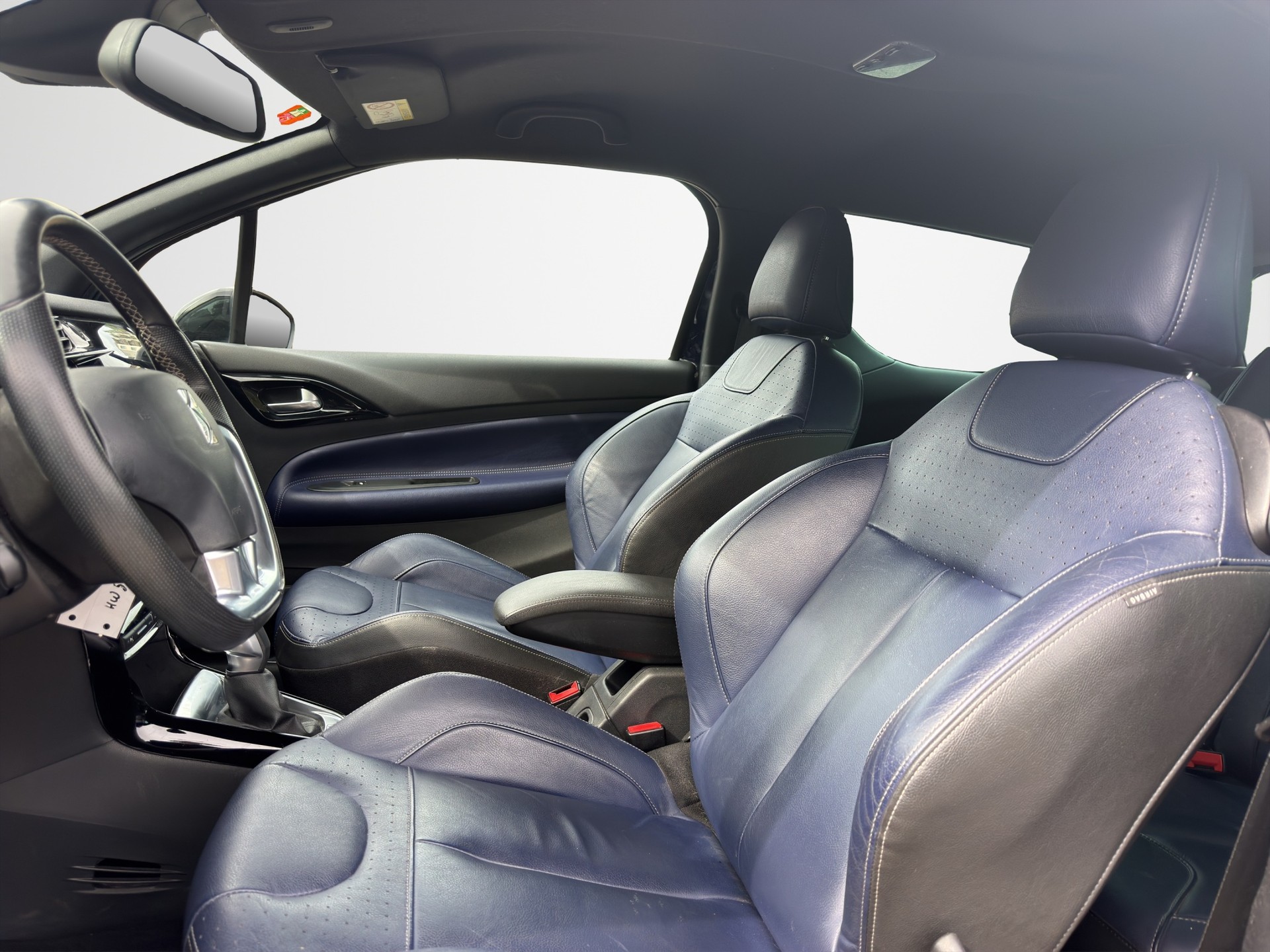 DS AUTOMOBILES DS 3 1.2 PureTech Sport Chic EAT6-image-8