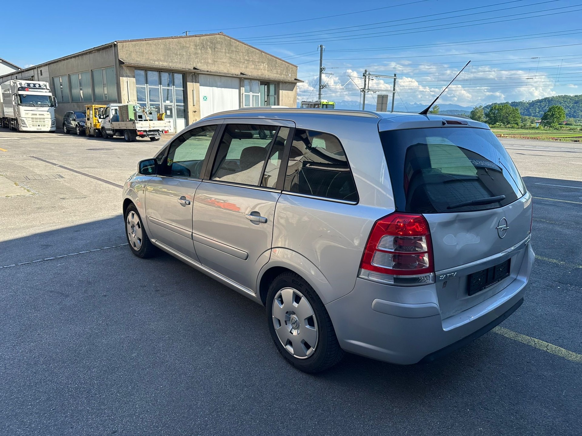 OPEL Zafira 1.9 CDTI Automatic-image-4