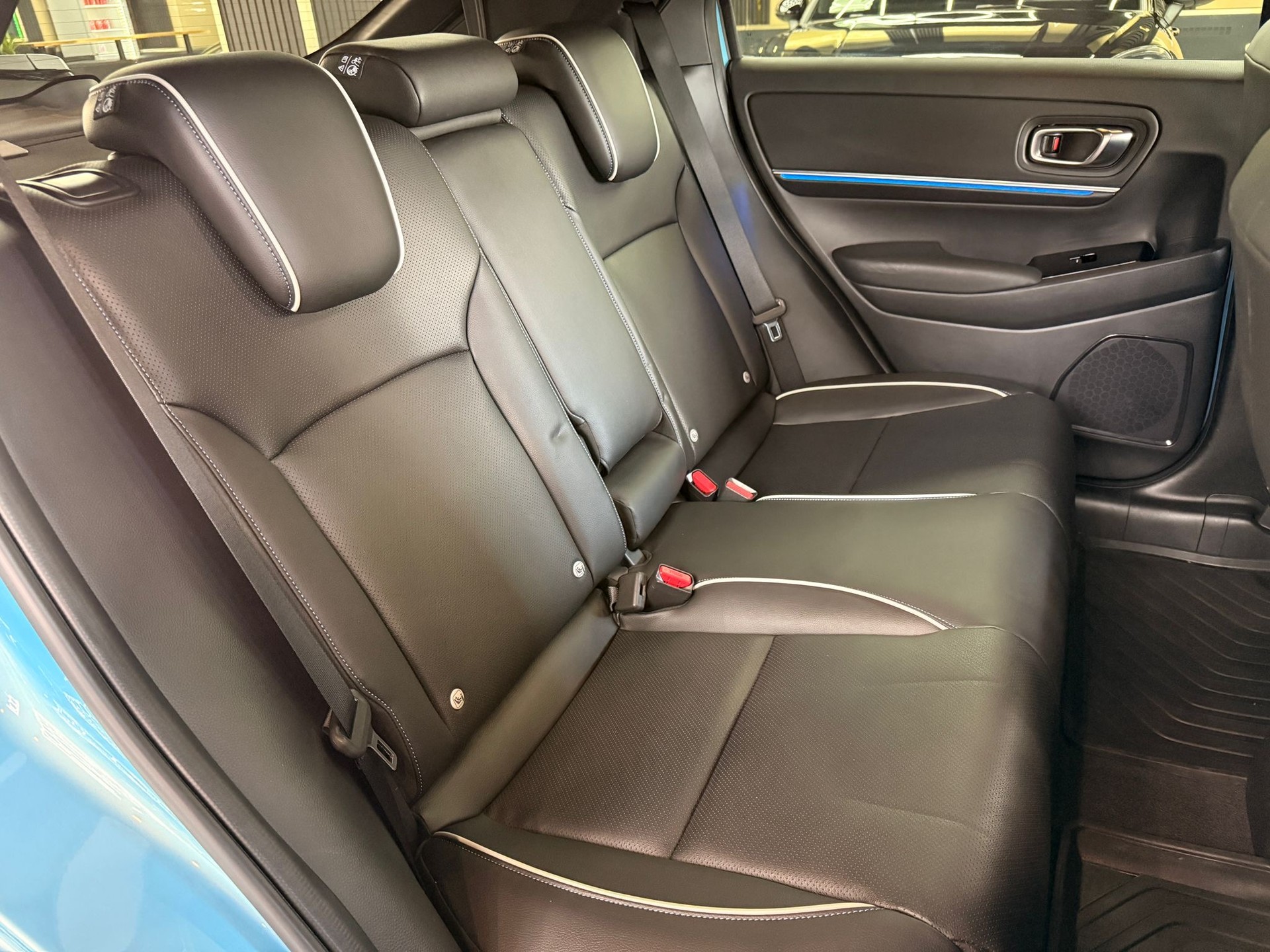 HONDA Ny1 Advance-image-14