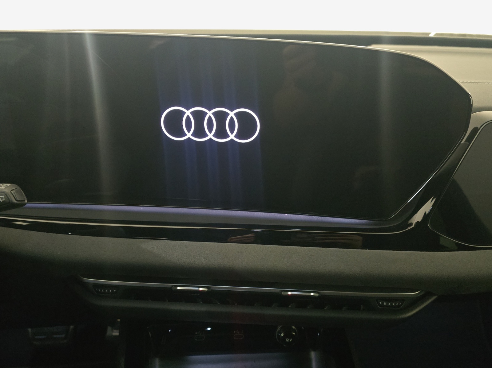AUDI A5 Avant TDI quattro 150 kW S tronic-image-10
