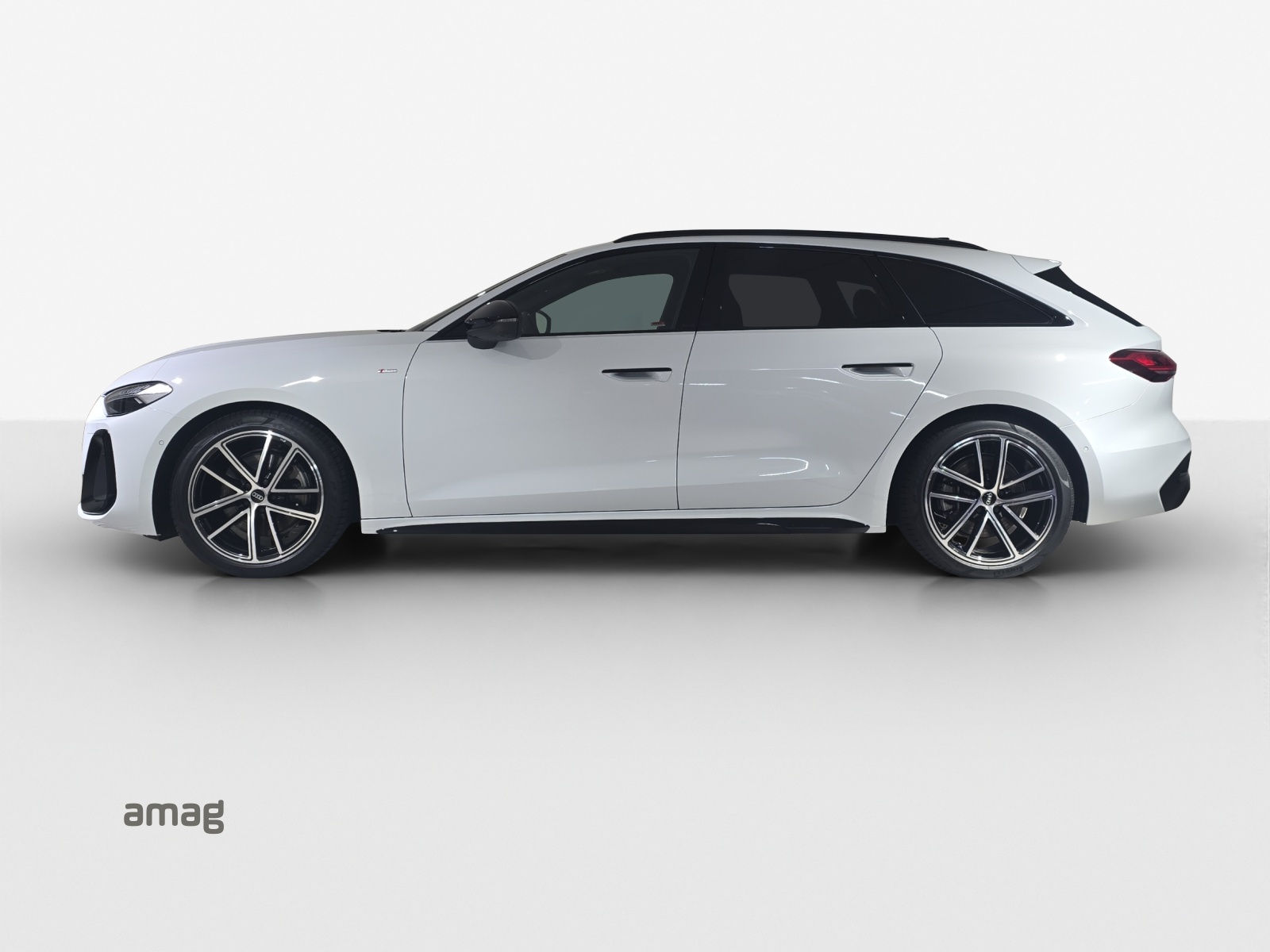 AUDI A5 Avant TDI quattro 150 kW S tronic-image-1
