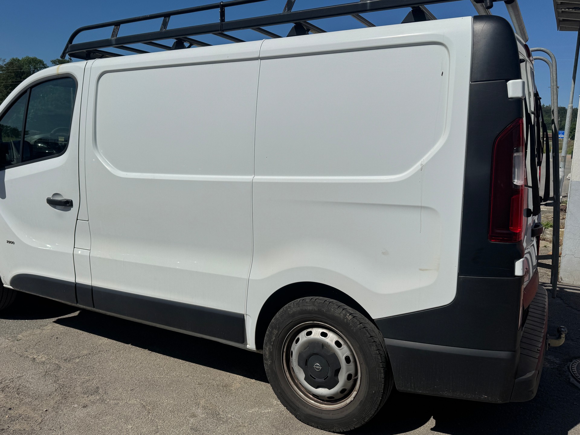 OPEL Vivaro 1.6 BiTurbo CDTI ecoFLEX 2.7t L1H1-image-5