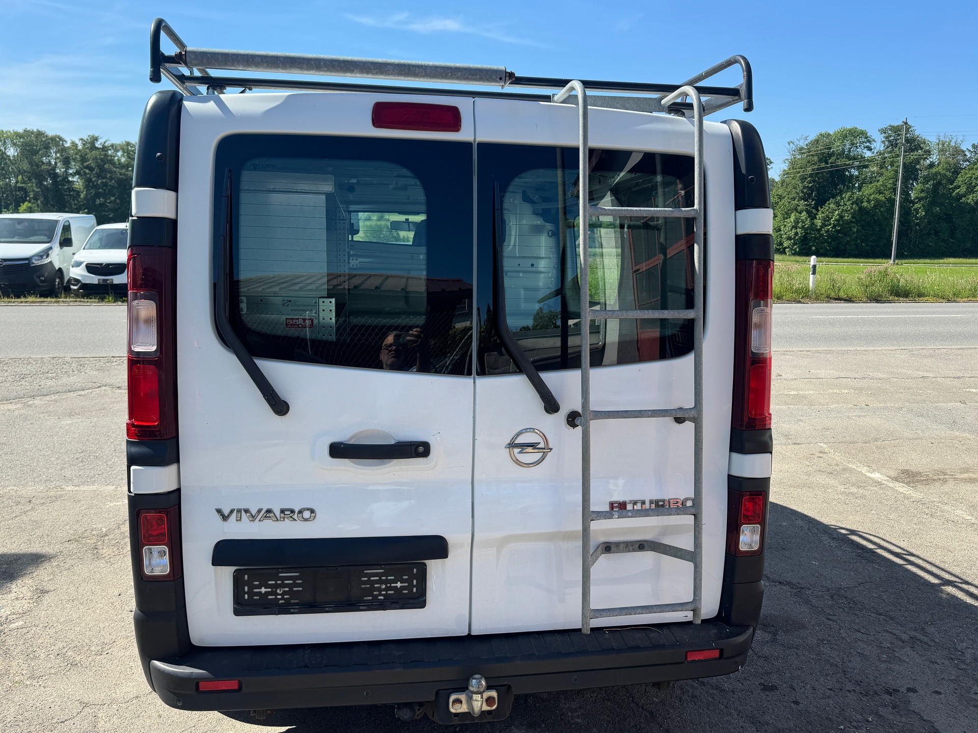 OPEL Vivaro 1.6 BiTurbo CDTI ecoFLEX 2.7t L1H1-image-3