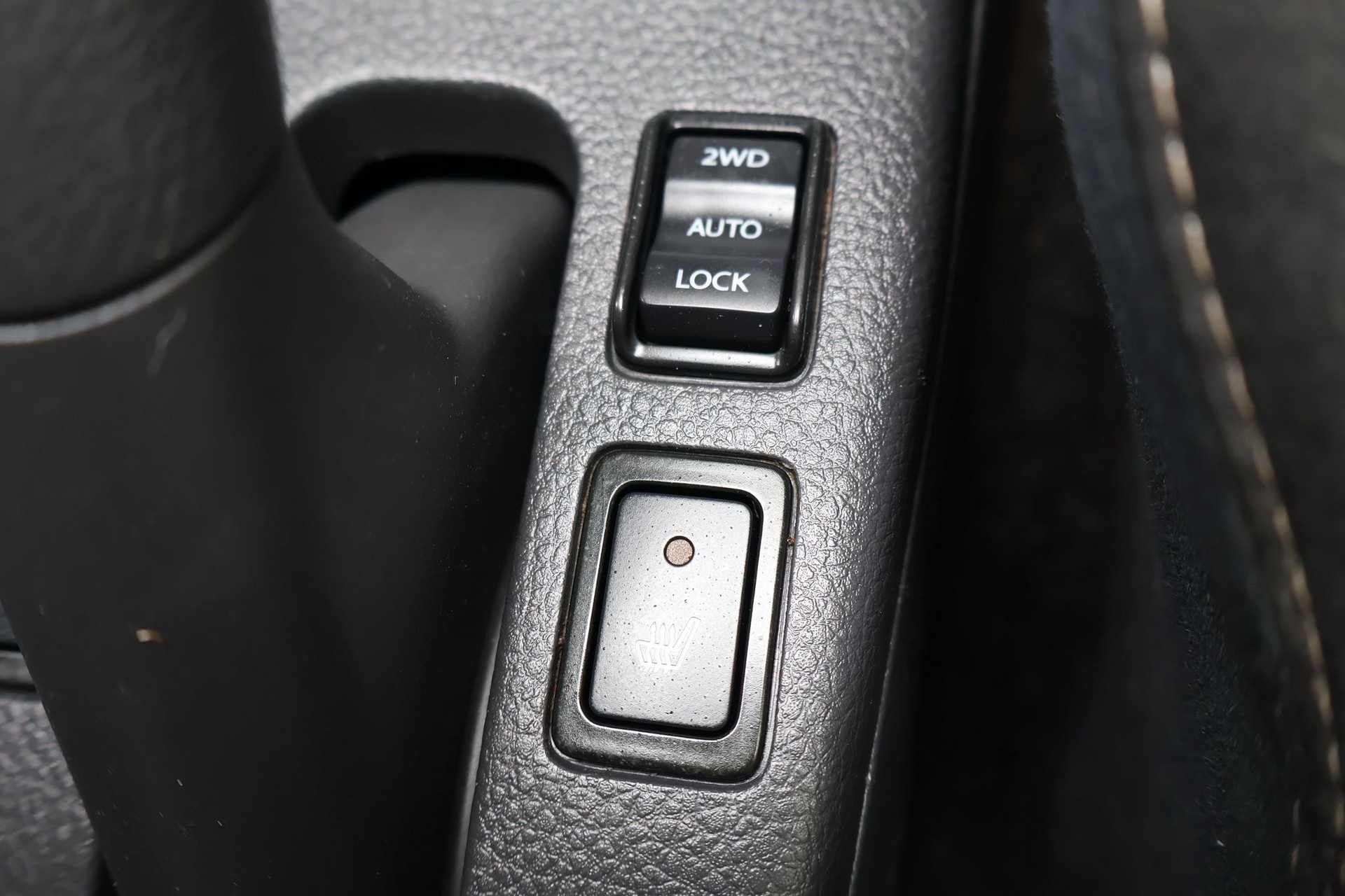 SUZUKI SX4 1.6 16V GL Top Barry 4WD-image-10