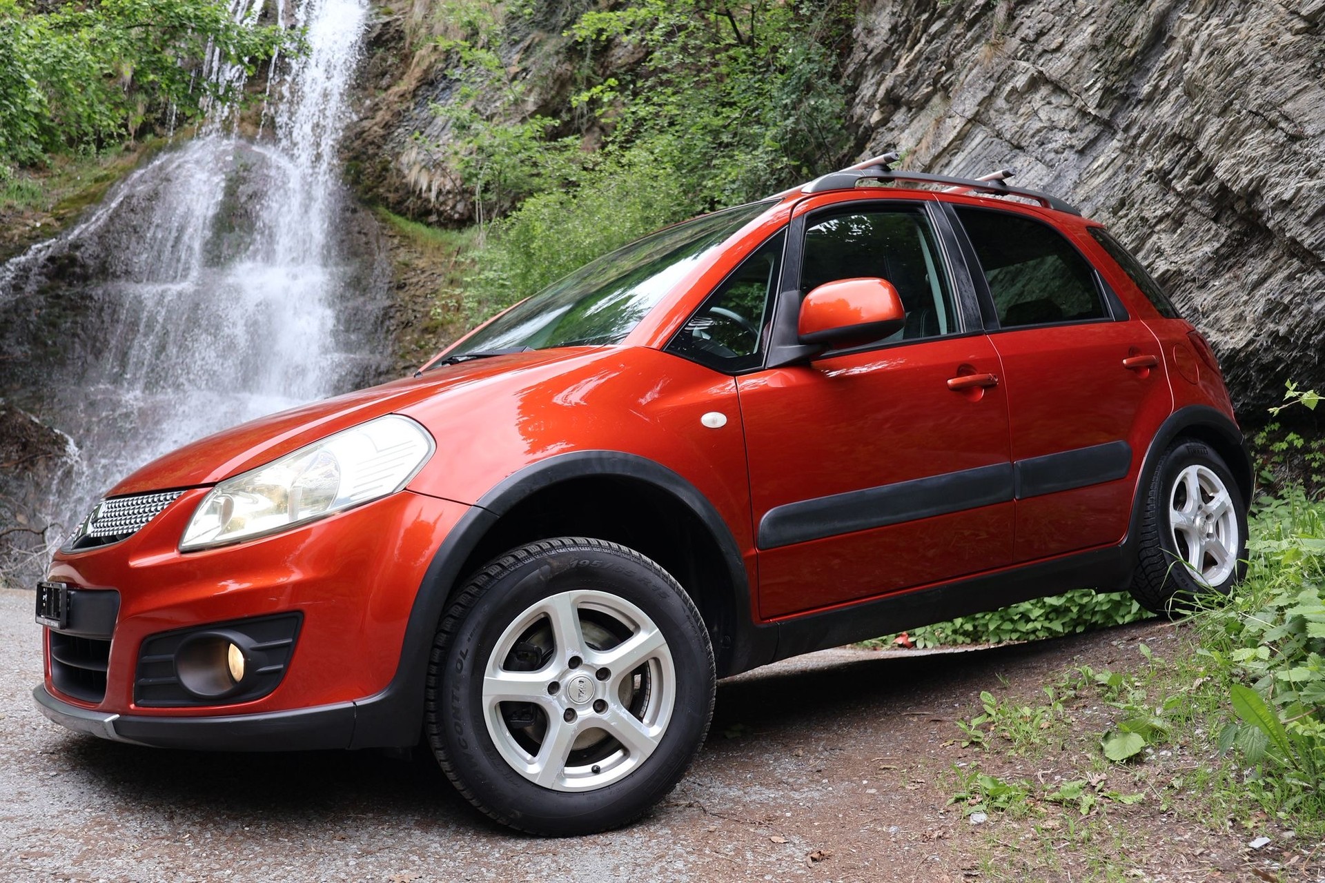 SUZUKI SX4 1.6 16V GL Top Barry 4WD-showroom-element-1