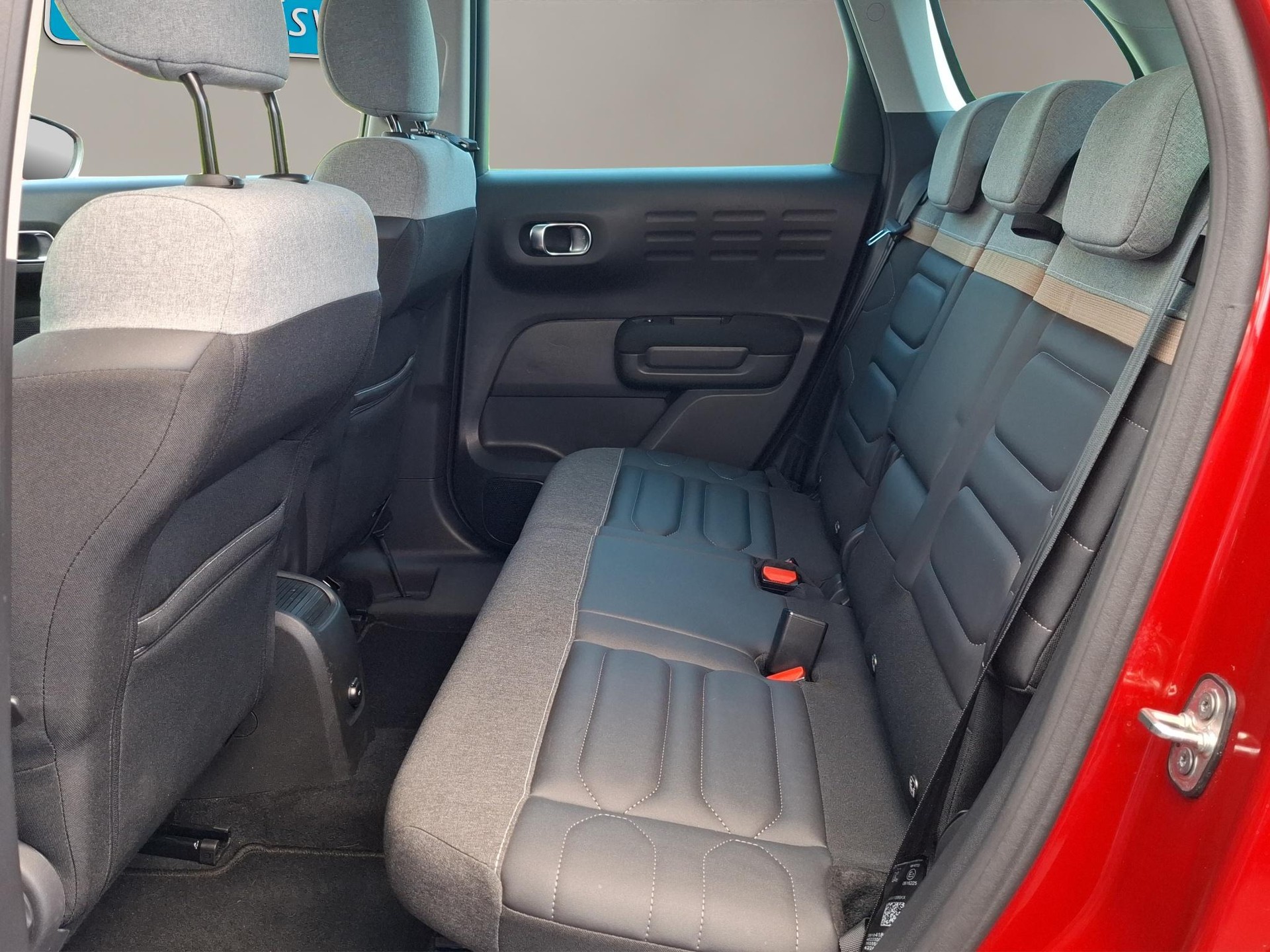 CITROEN C3 Aircross 1.2 PureTech 130 Max-image-11