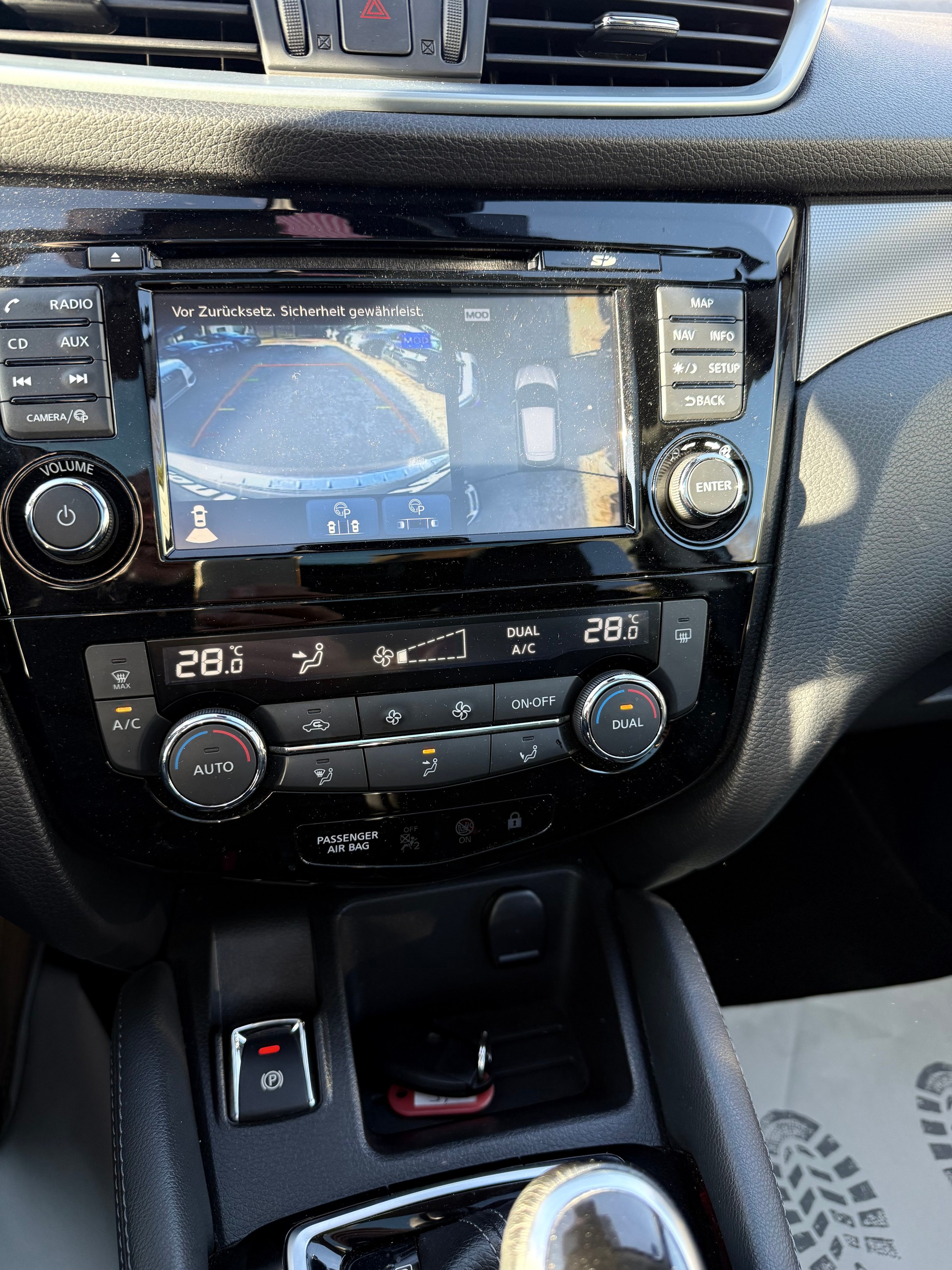 NISSAN Qashqai 1.2 DIG-T tekna Xtronic CVT-image-16
