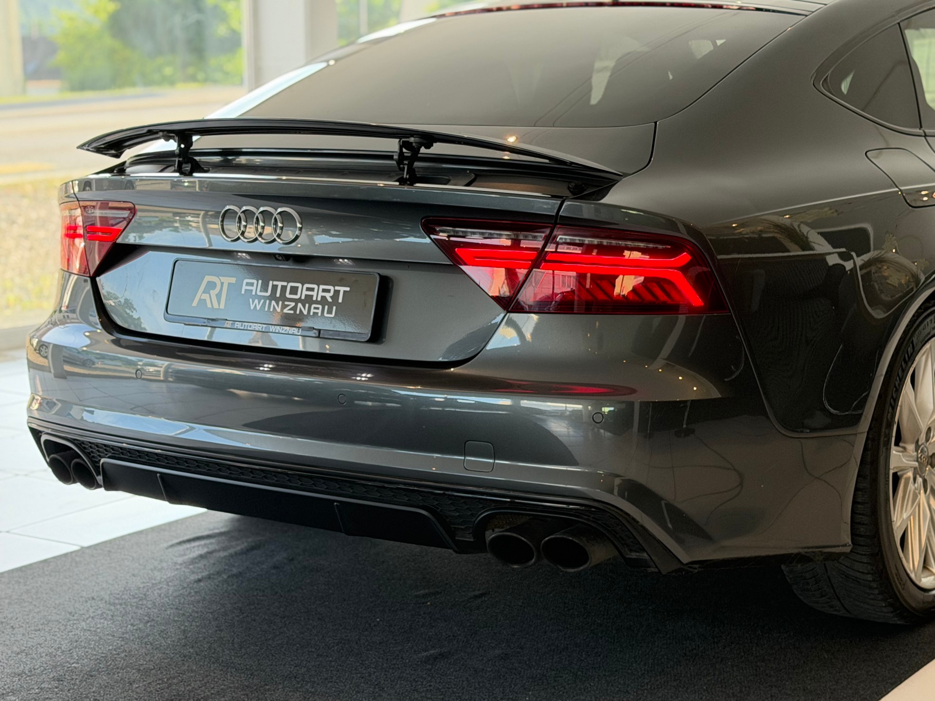 AUDI S7 Sportback 4.0 TFSI V8 quattro S-tronic **TOP Ausstattung**-image-7