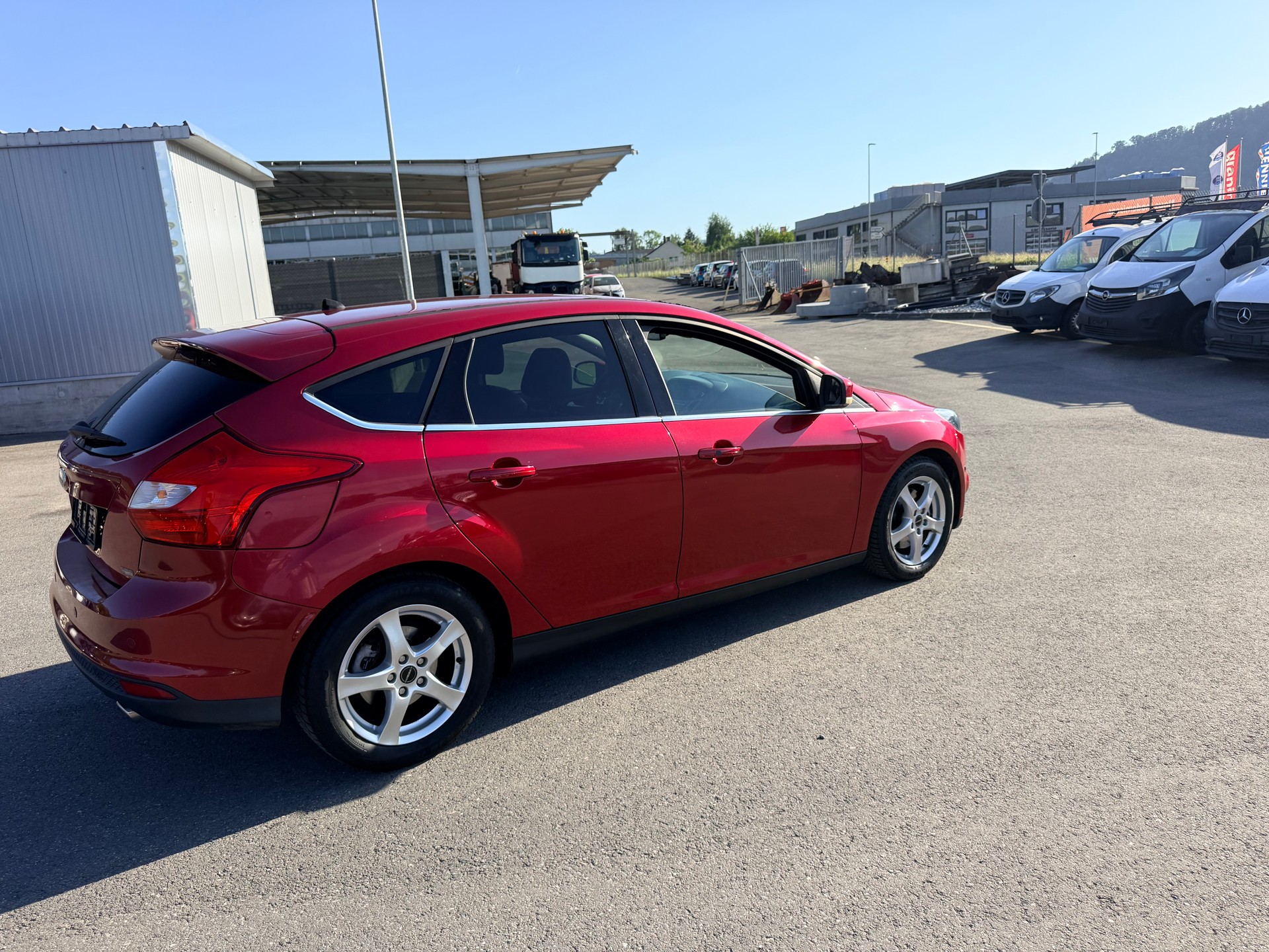 FORD Focus 1.6 SCTi Titanium-image-10