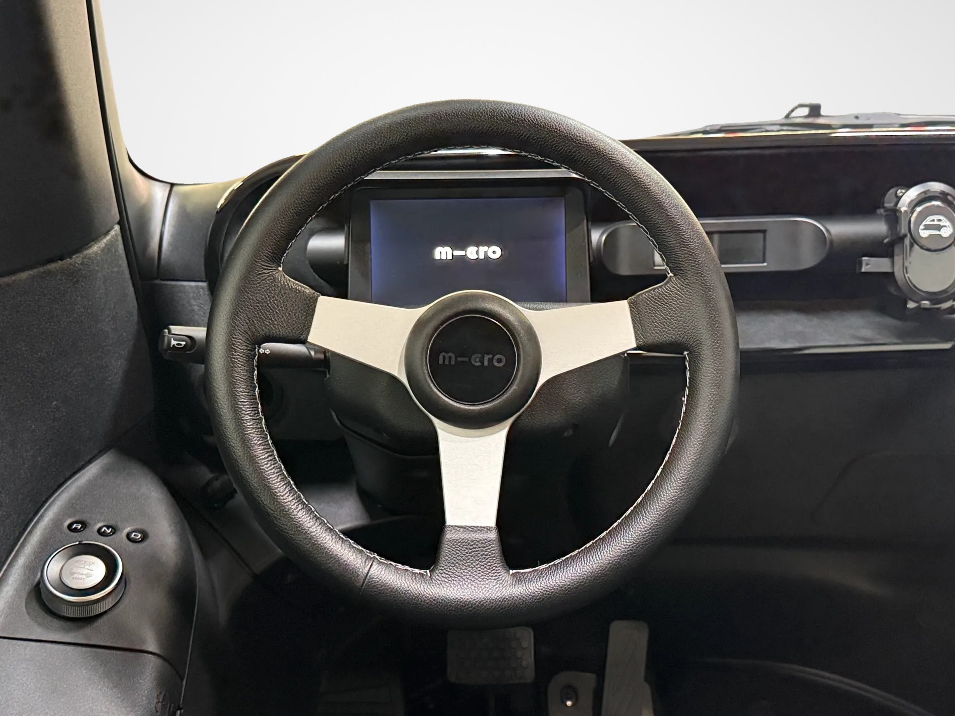 MICRO Microlino 10.5 kWh Medium Range-image-11