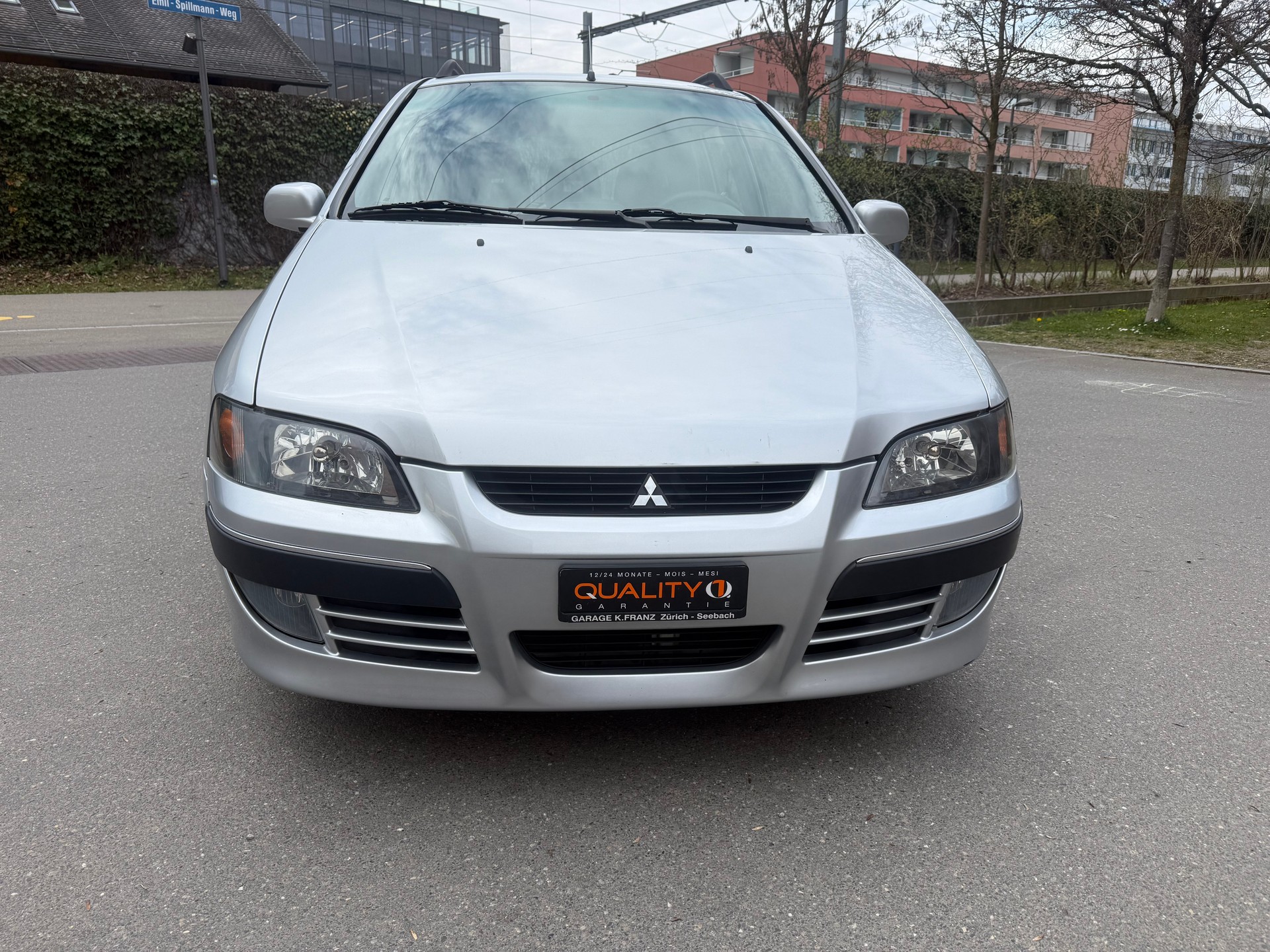 MITSUBISHI Space Star 1.8 16V Premium-showroom-element-3