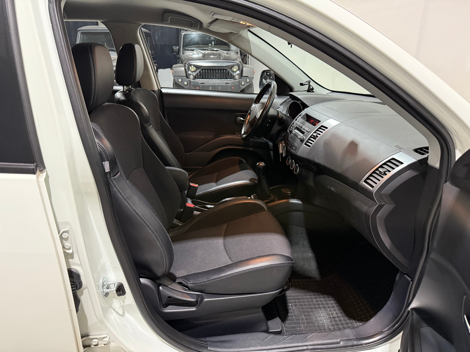 PEUGEOT 4007 2.4 Dynamic-image-14