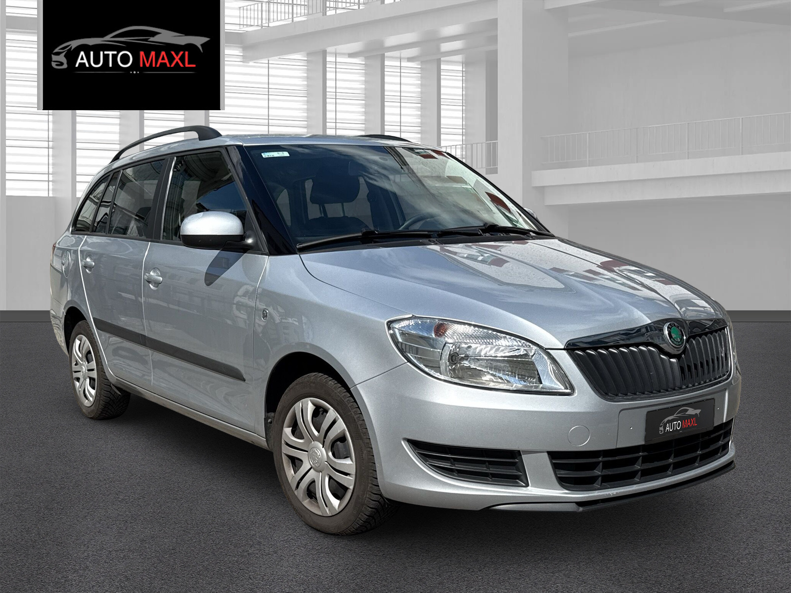 SKODA Fabia 1.2 TSI Classic DSG-image-1