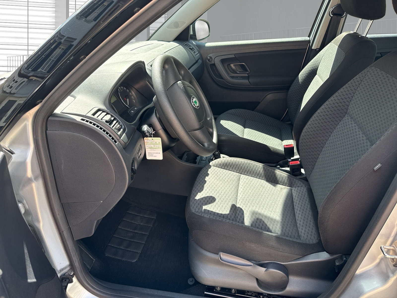 SKODA Fabia 1.2 TSI Classic DSG-image-9