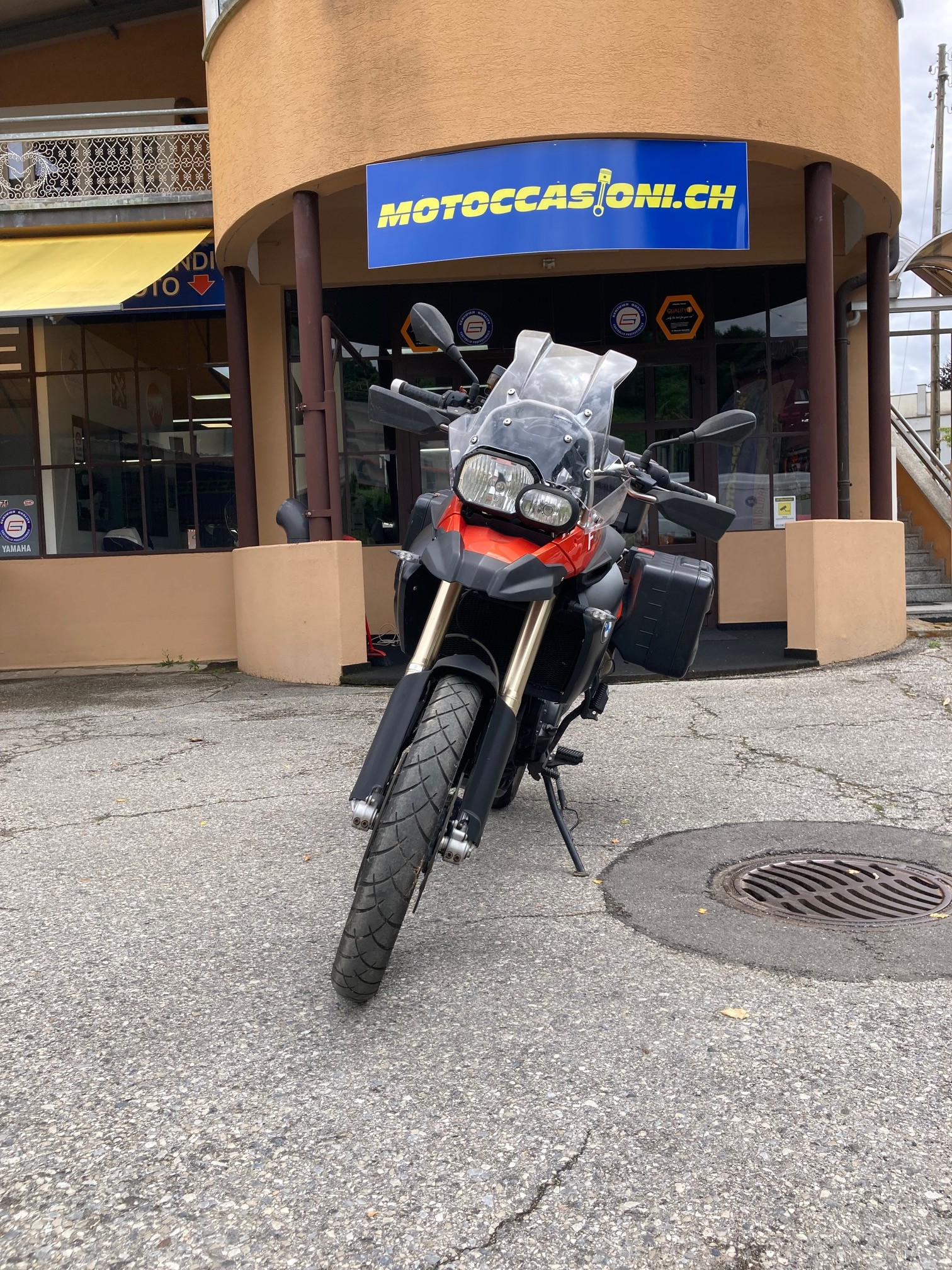 BMW F 800 GS-image-1
