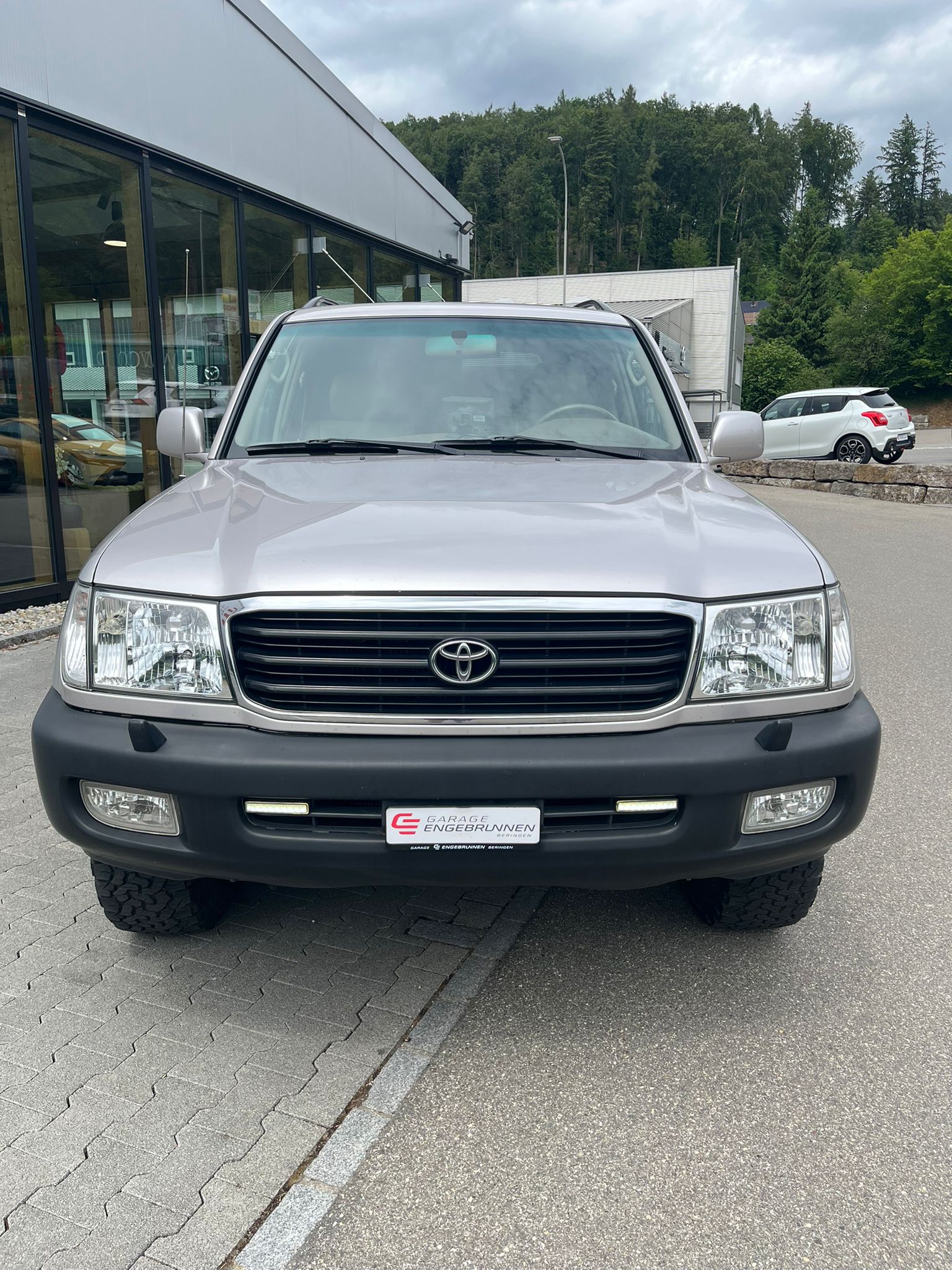 TOYOTA Land Cruiser 500 4.2 TD-image-8
