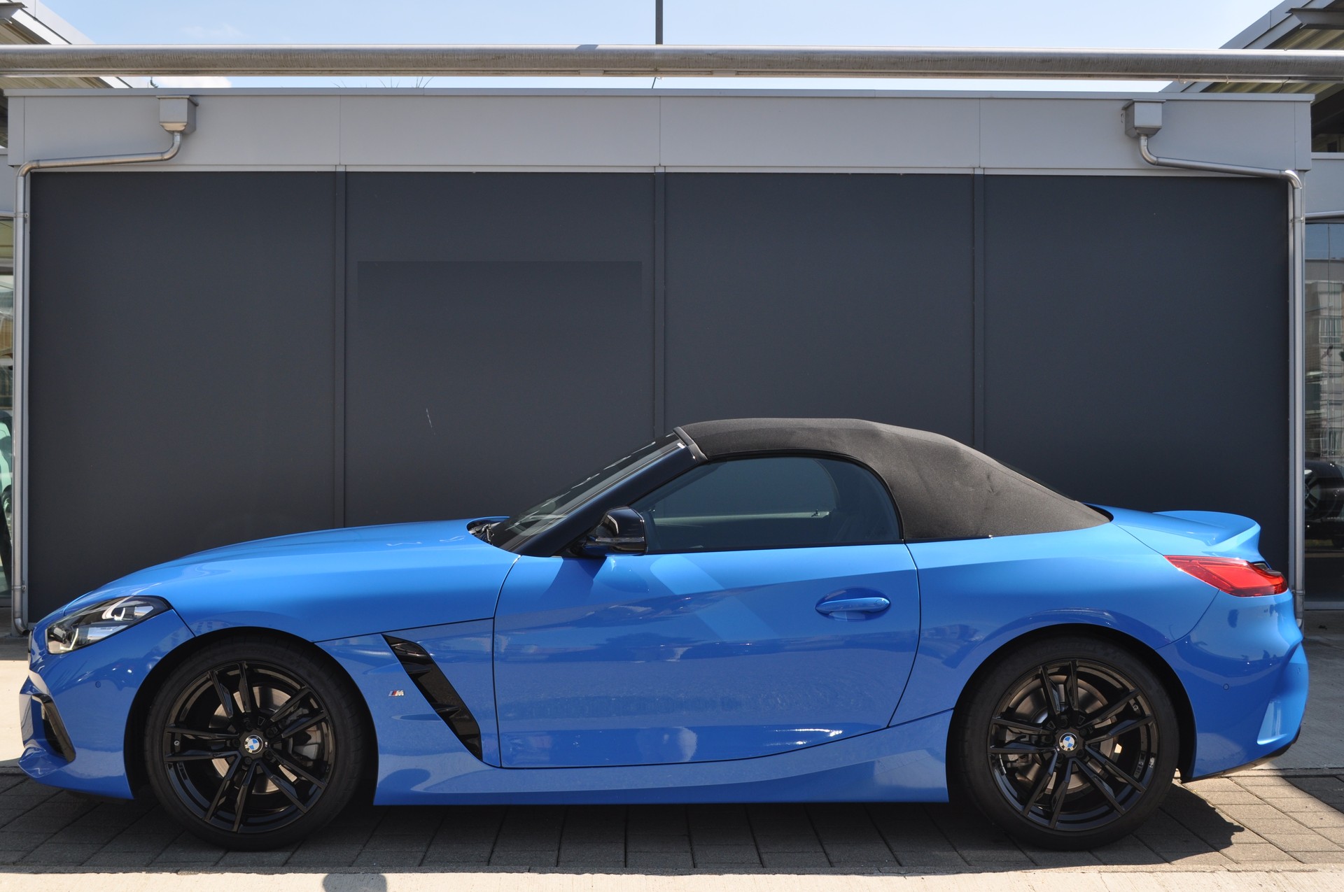 BMW Z4 sDrive 20i M Sport-image-4