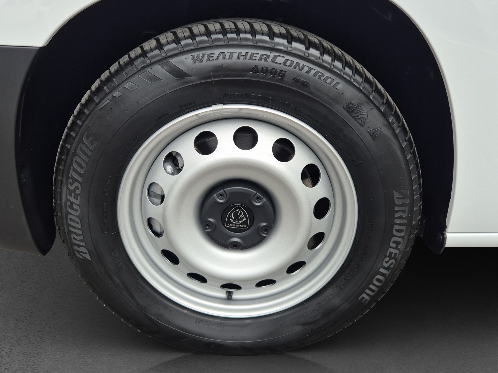 PEUGEOT Partner Kaw. 650 Standard 1.5 BlueHDI 130 S/S-image-14