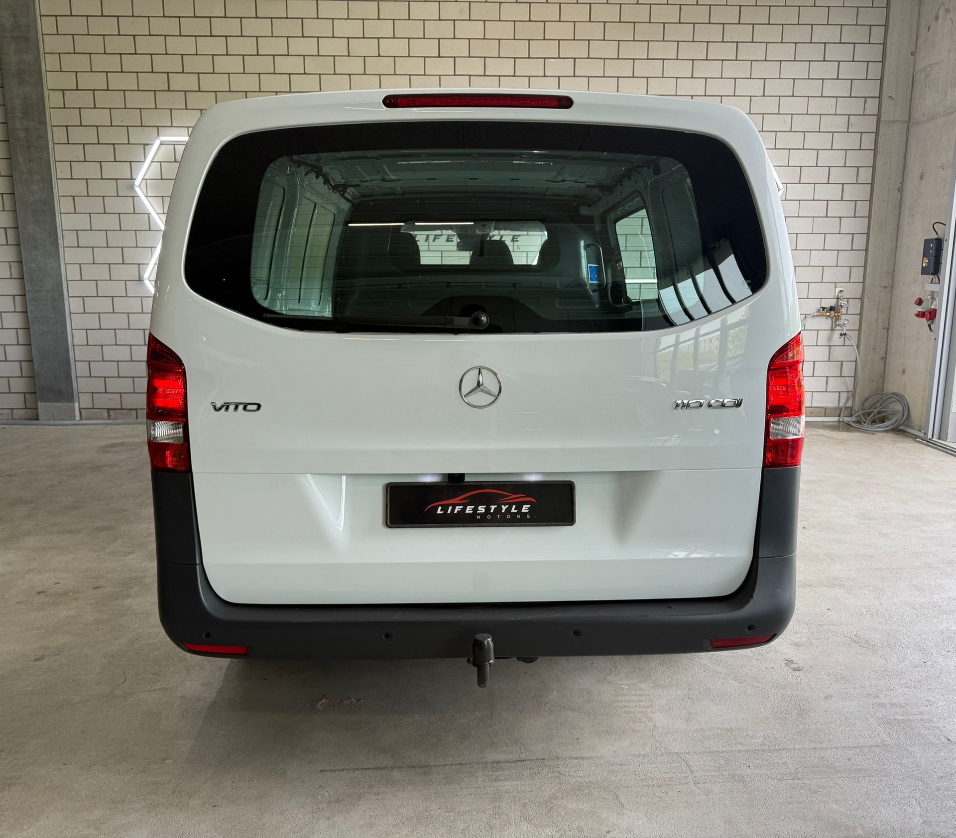 MERCEDES-BENZ Vito 110 CDI Lang FWD Base-image-3