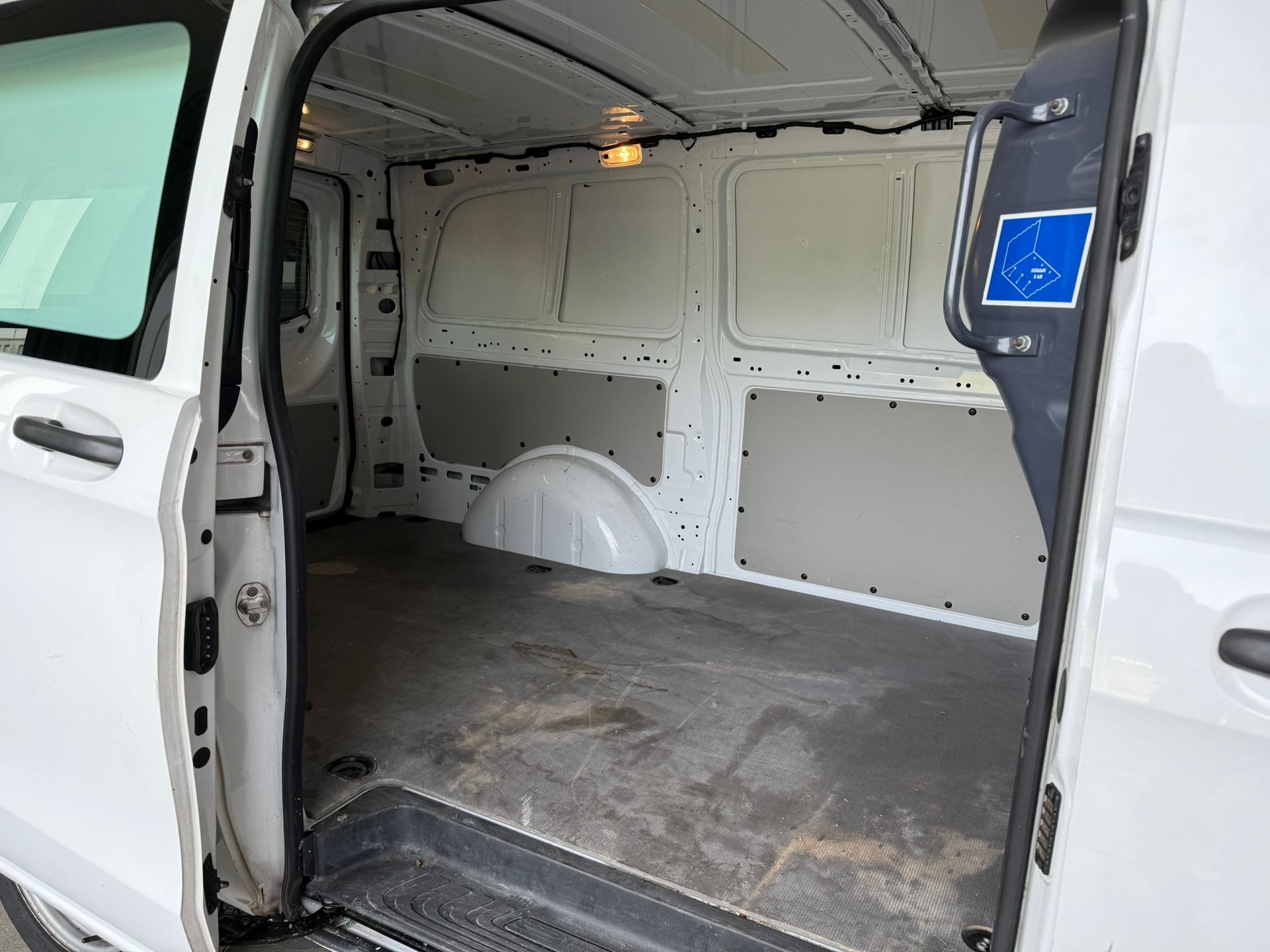 MERCEDES-BENZ Vito 110 CDI Lang FWD Base-image-11