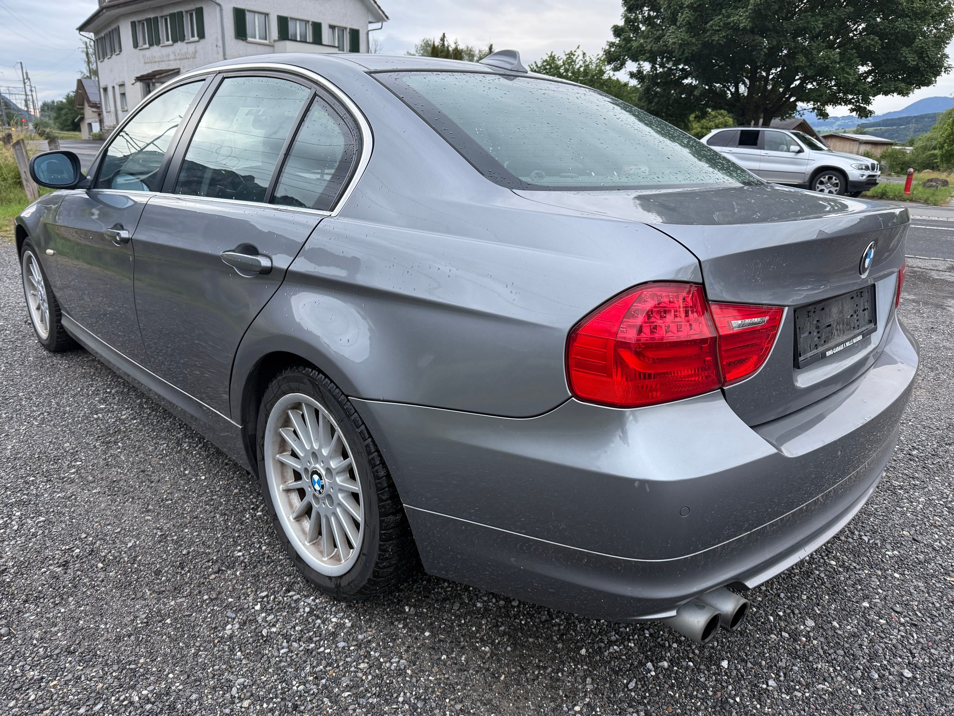 BMW 325d-image-2