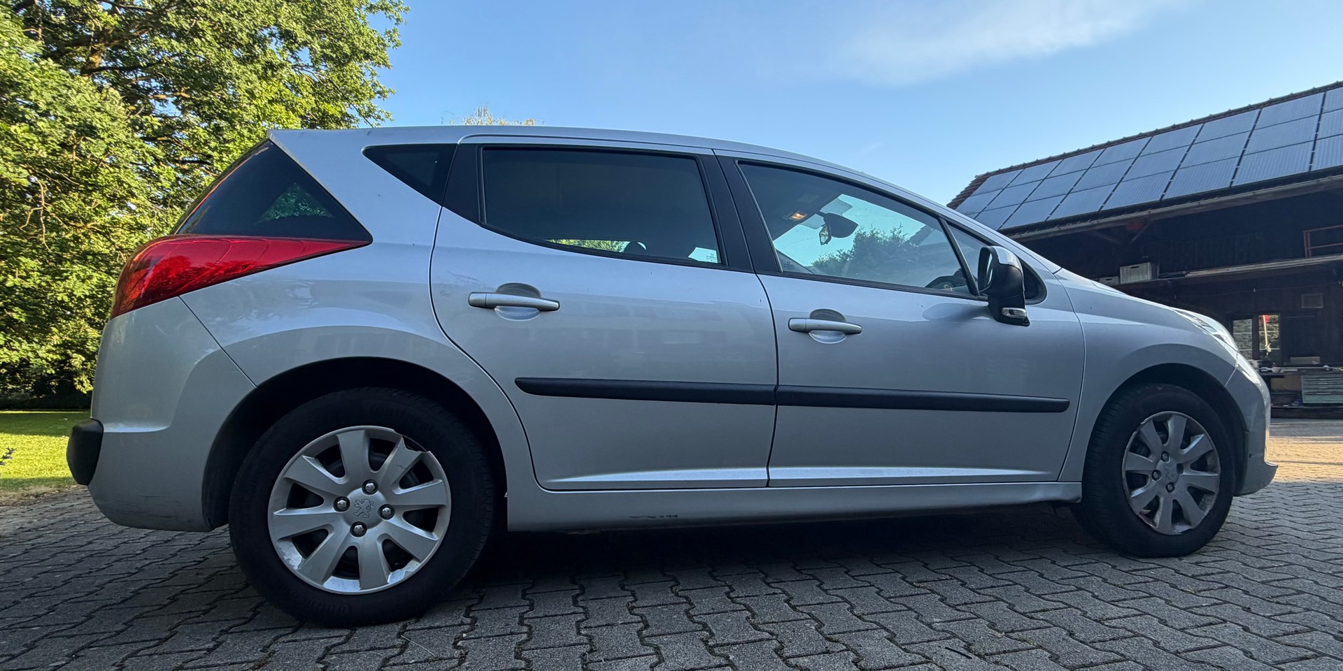 PEUGEOT 207 SW 1.6 16V Sport Automatic-image-4
