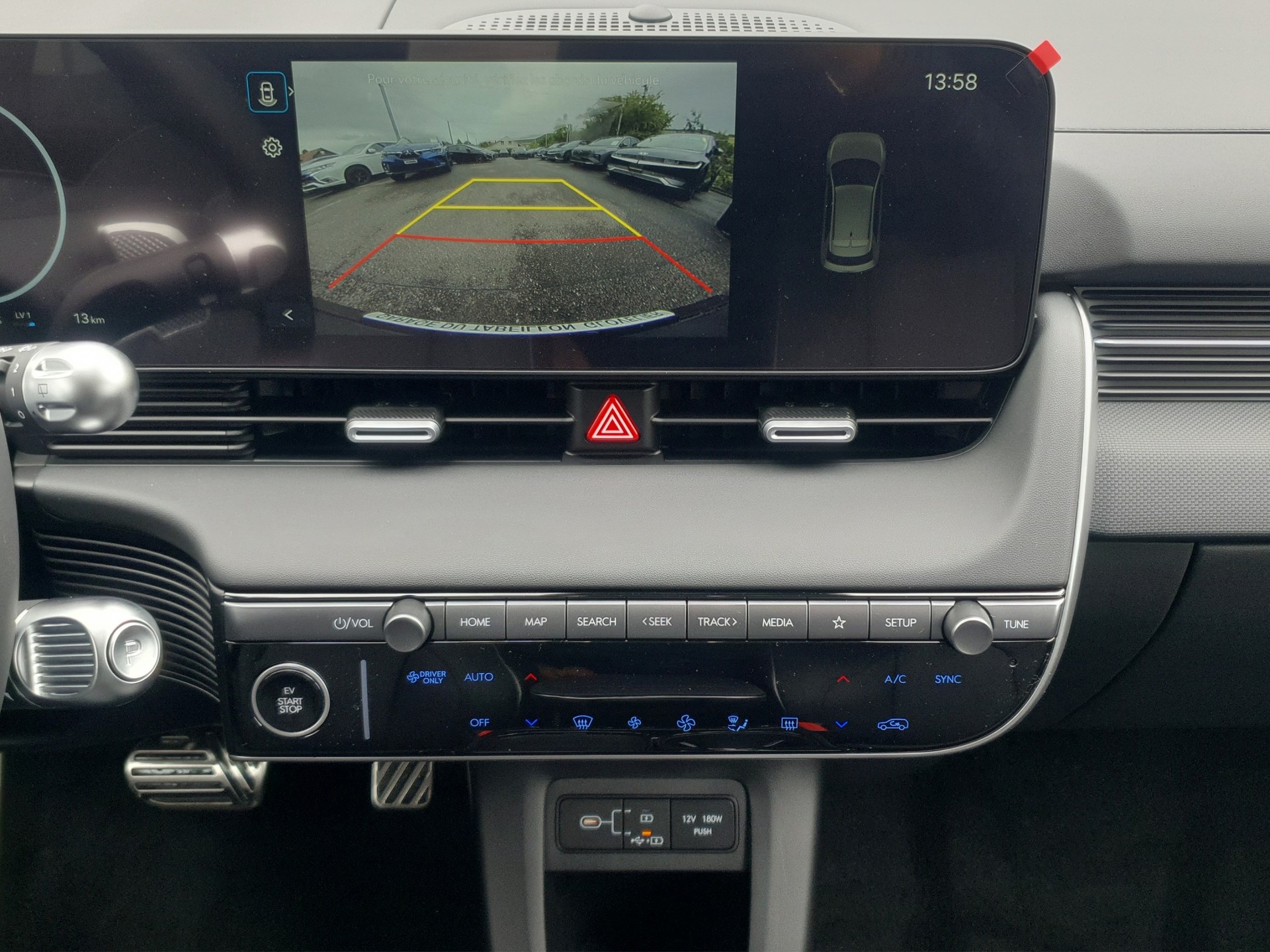 HYUNDAI Ioniq 5 Amplia 4WD 546 kms d'autonomie-image-8