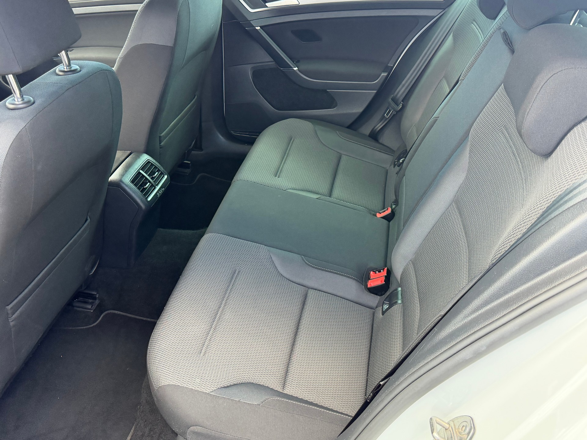 VW Golf 1.4 TSI Comfortline-image-8