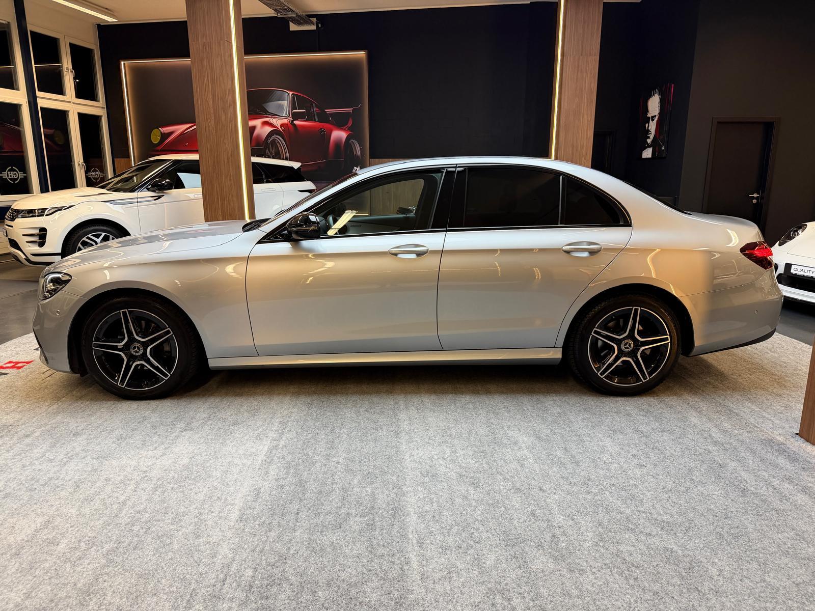MERCEDES-BENZ E 200 d AMG Line-image-4