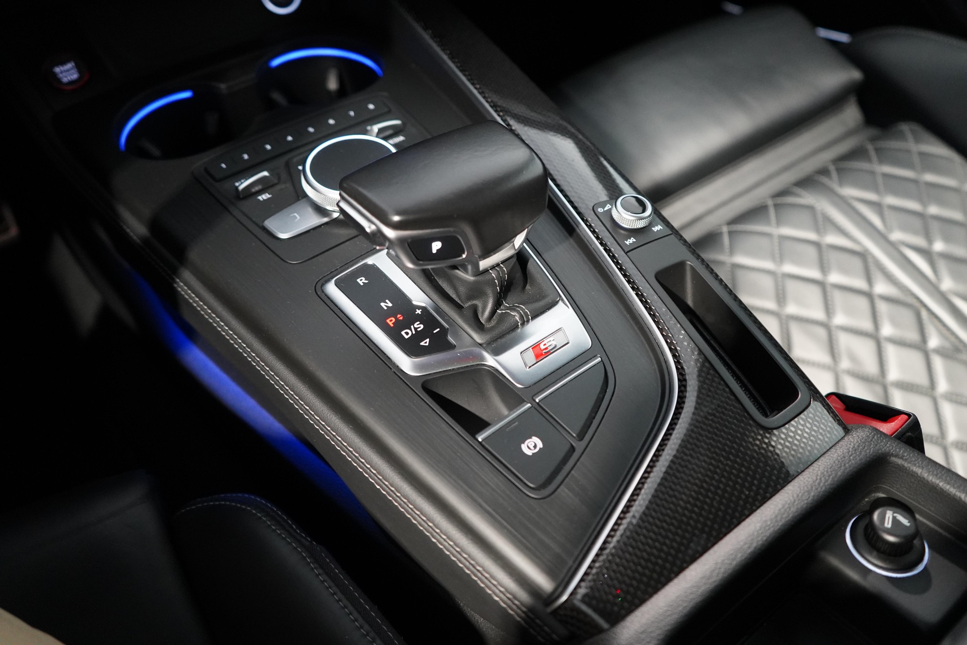 AUDI S5 Sportback 3.0 V6 TFSI quattro T-Tronic-image-13