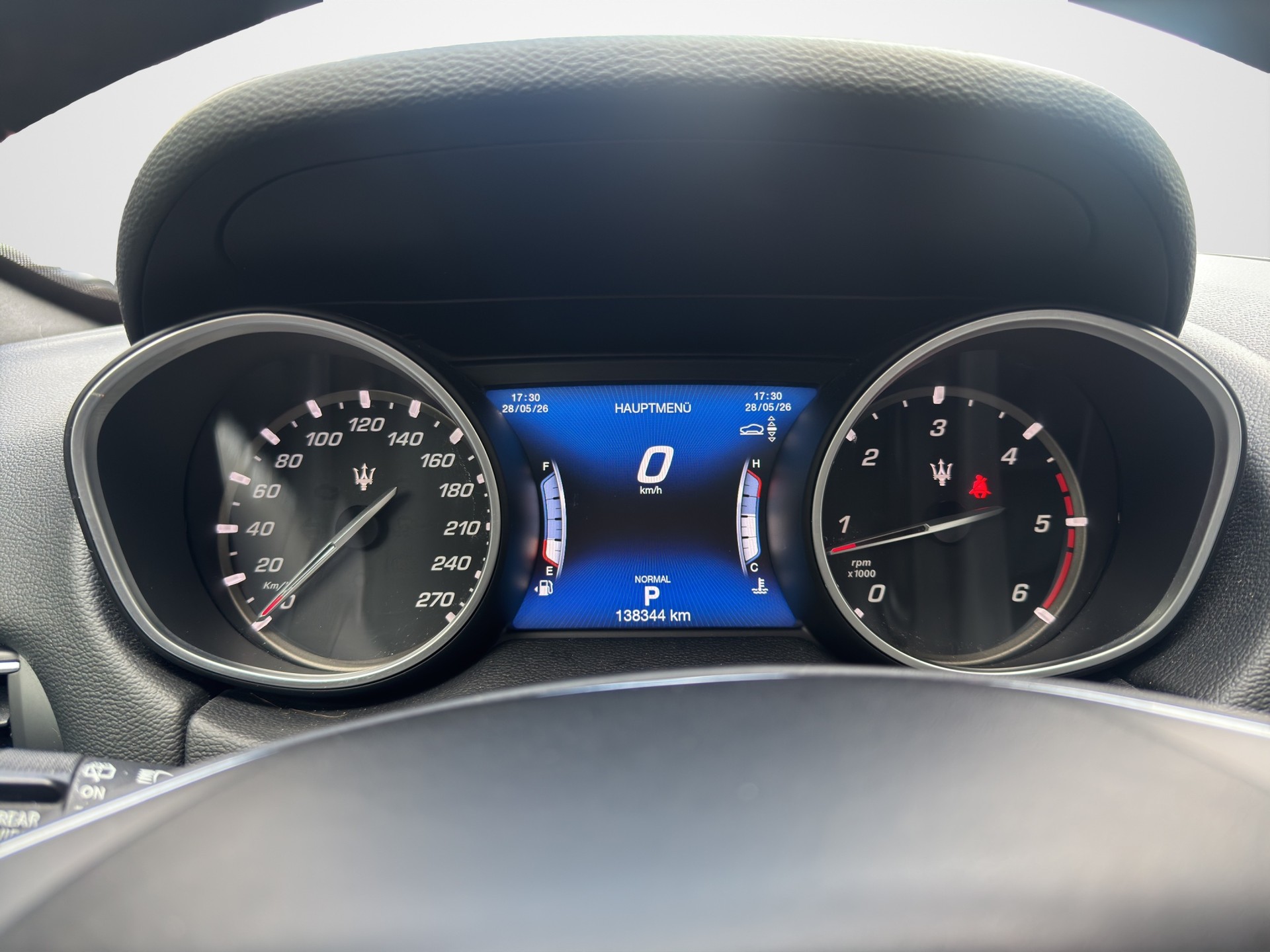 MASERATI Levante 3.0 V6 D-image-16
