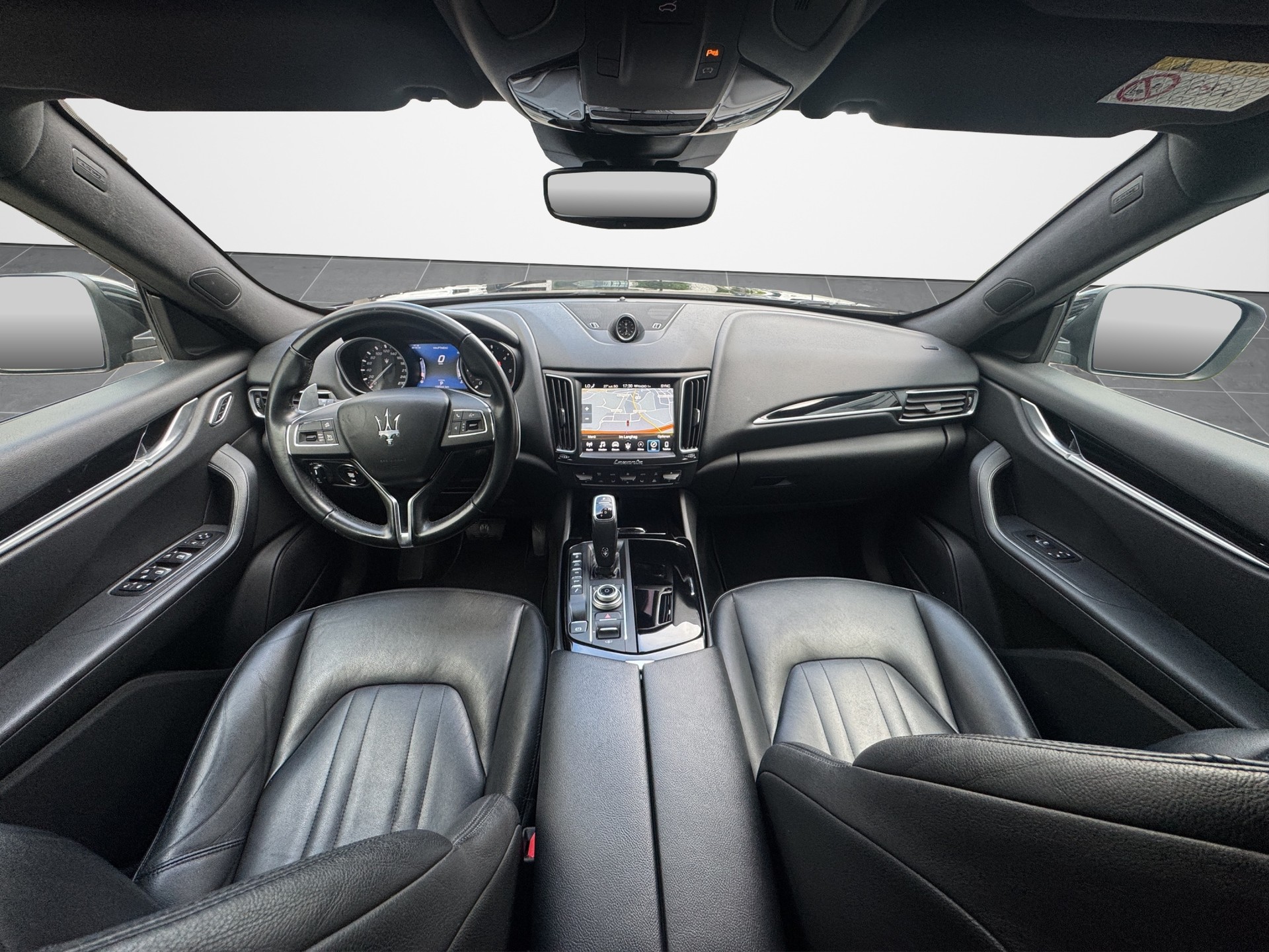 MASERATI Levante 3.0 V6 D-image-13