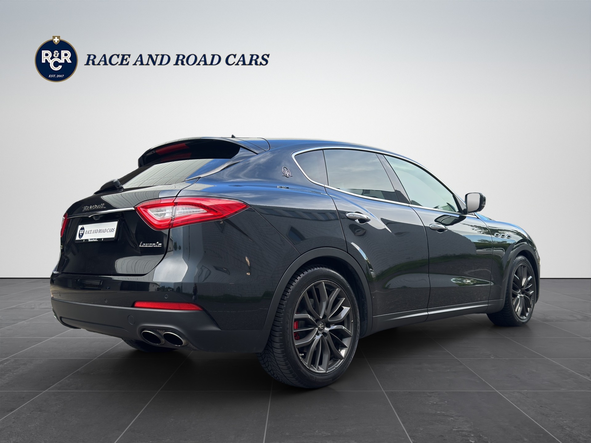 MASERATI Levante 3.0 V6 D-image-4