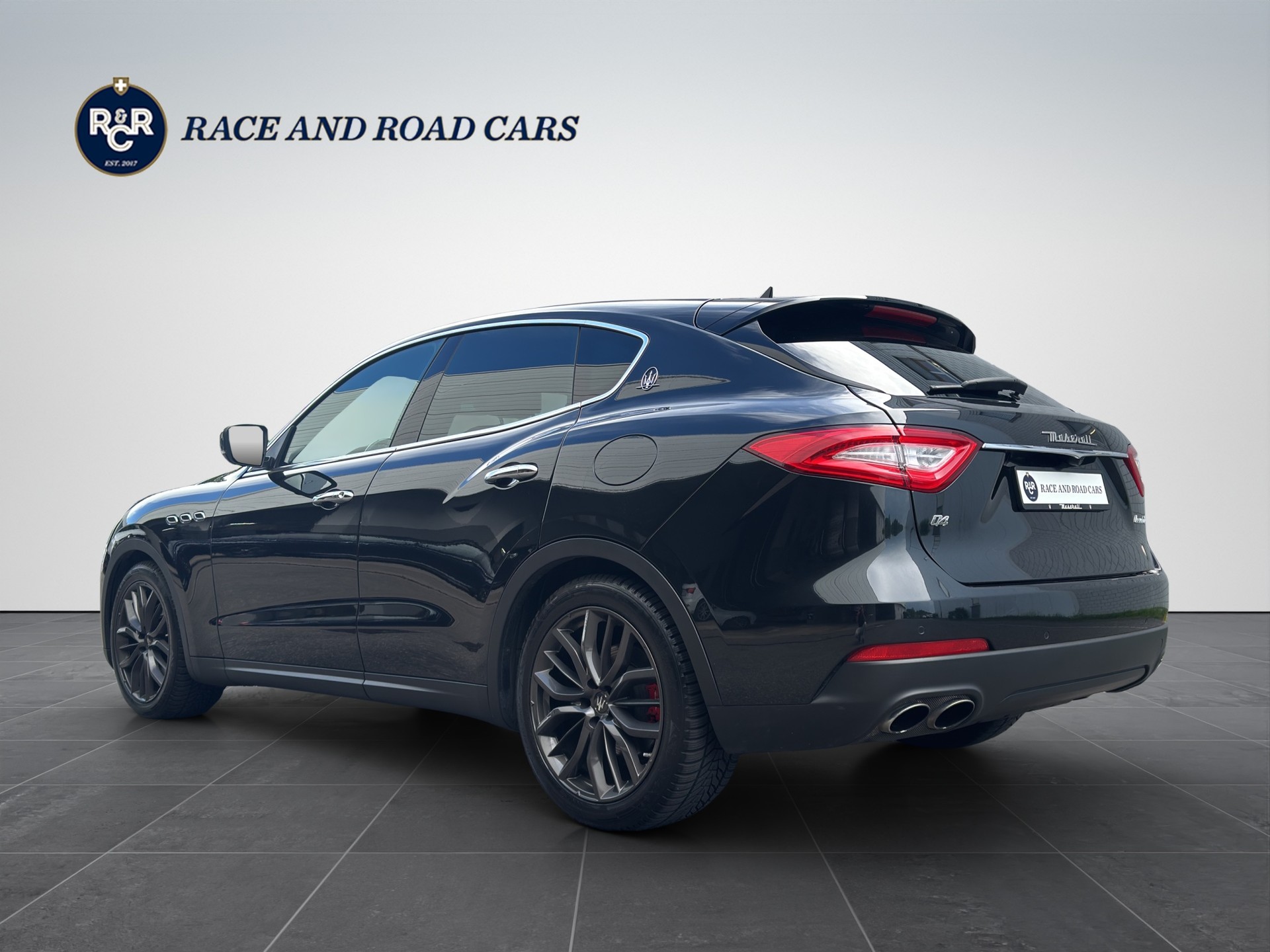 MASERATI Levante 3.0 V6 D-image-6