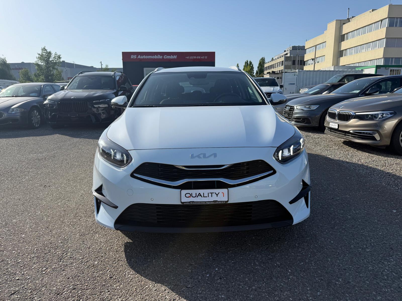 KIA Ceed SW 1.5 T-GDi MHEV Power-image-2