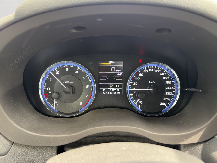 SUBARU Levorg 2.0i Swiss Plus AWD Lineartronic-image-10