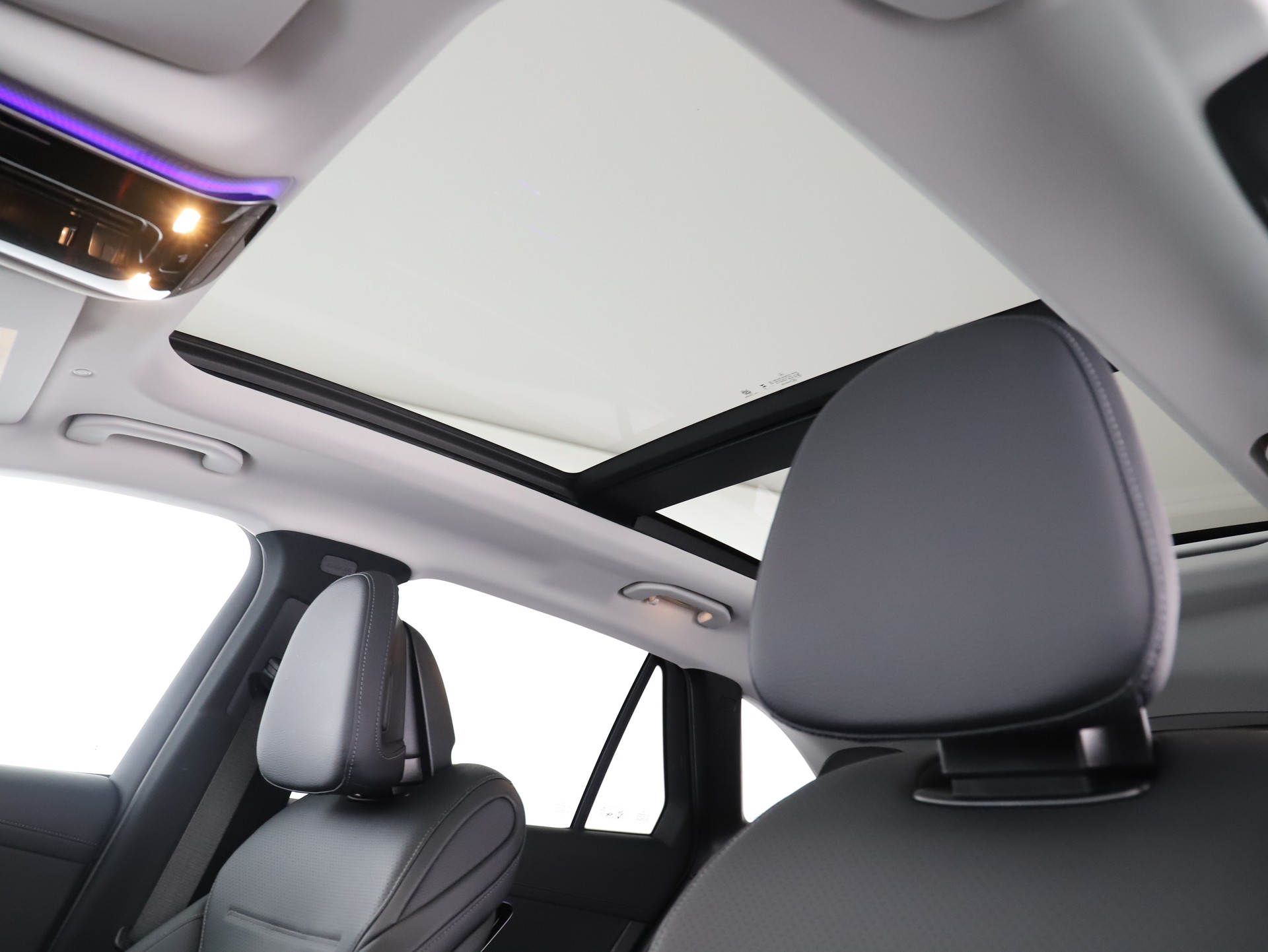 MERCEDES-BENZ GLC 300 e 4M 9G-Tronic-image-13