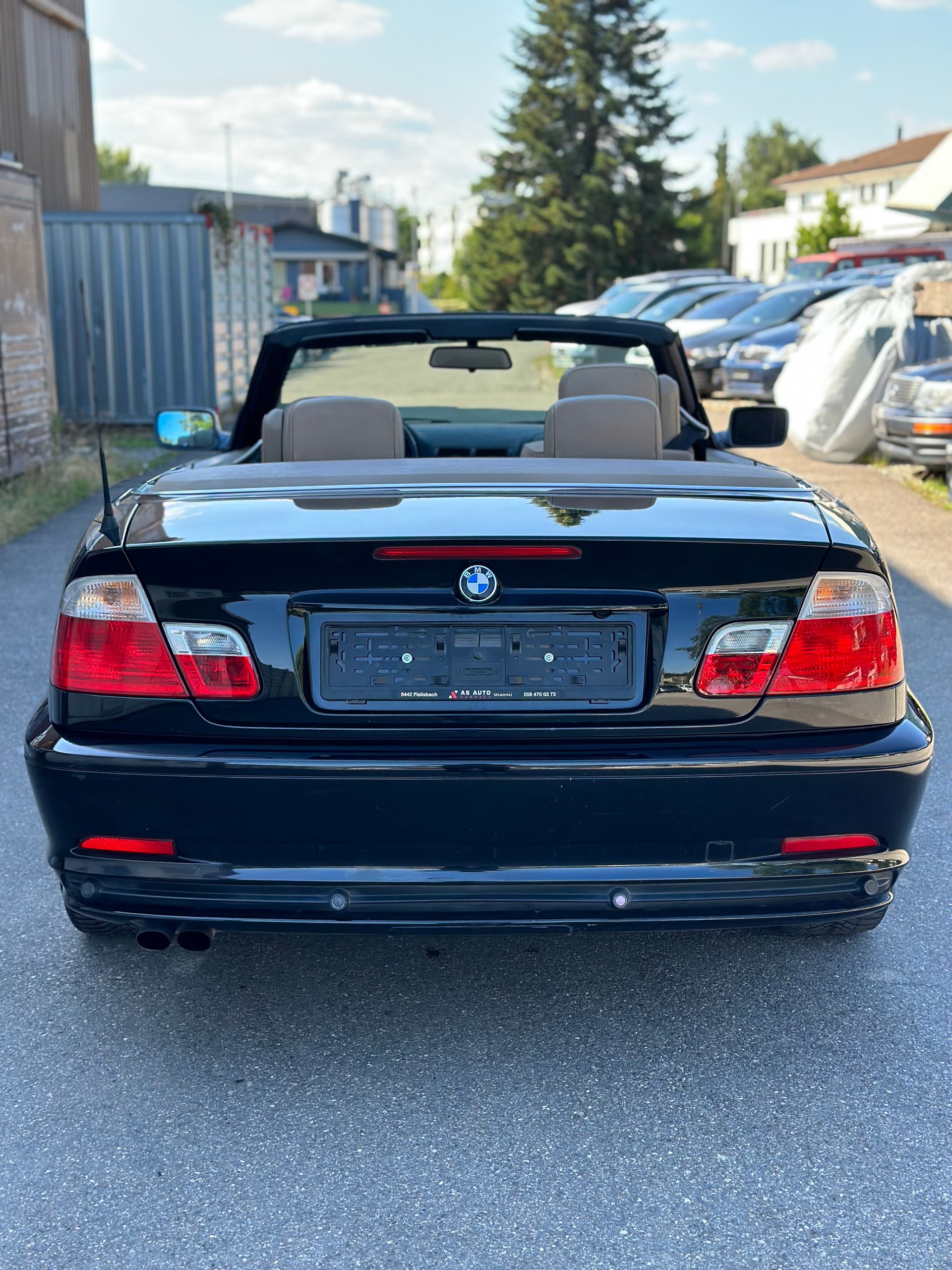 BMW 320Ci Cabriolet-image-3