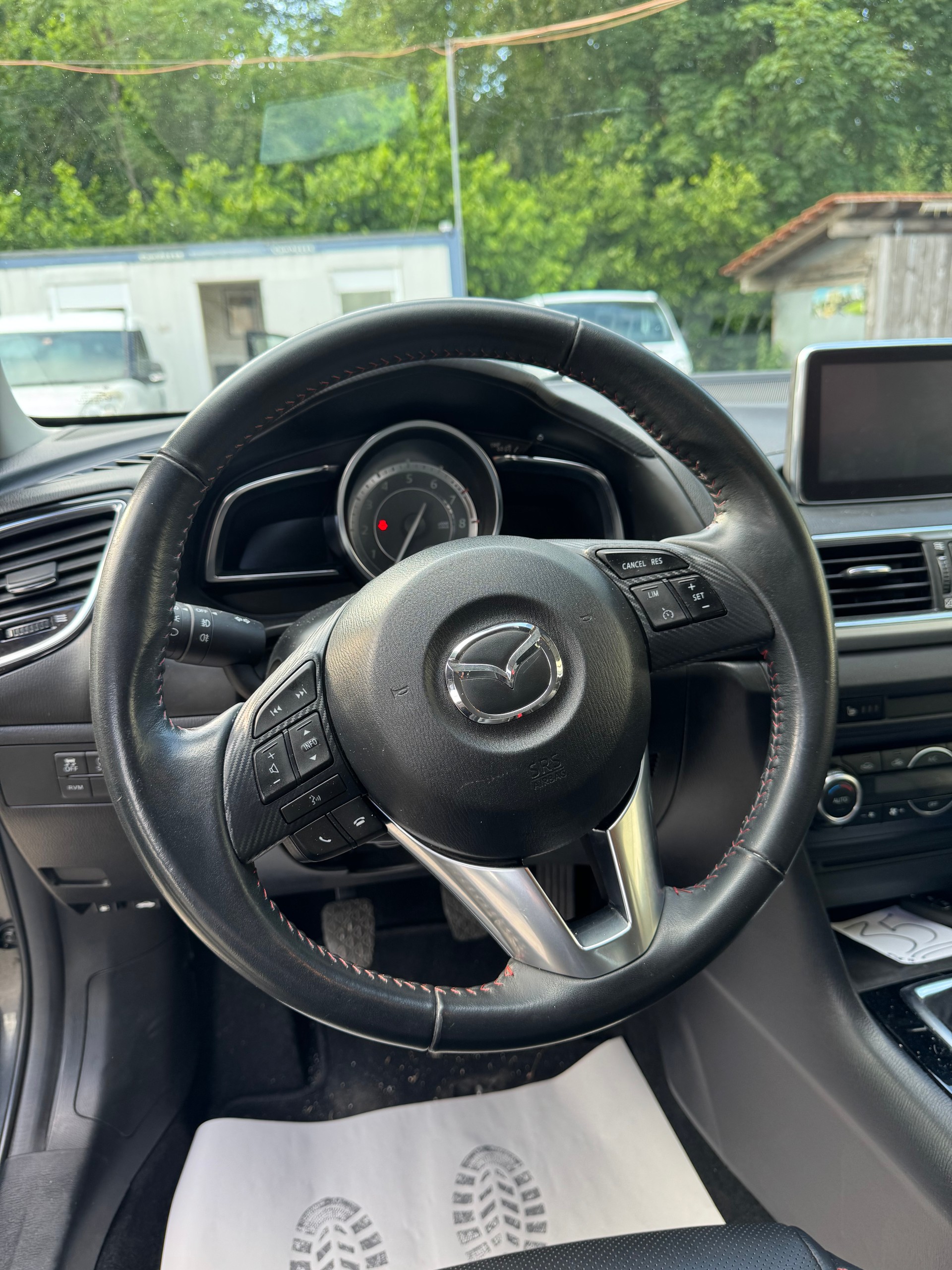 MAZDA 3 2.0 16V Ambition Plus-image-11