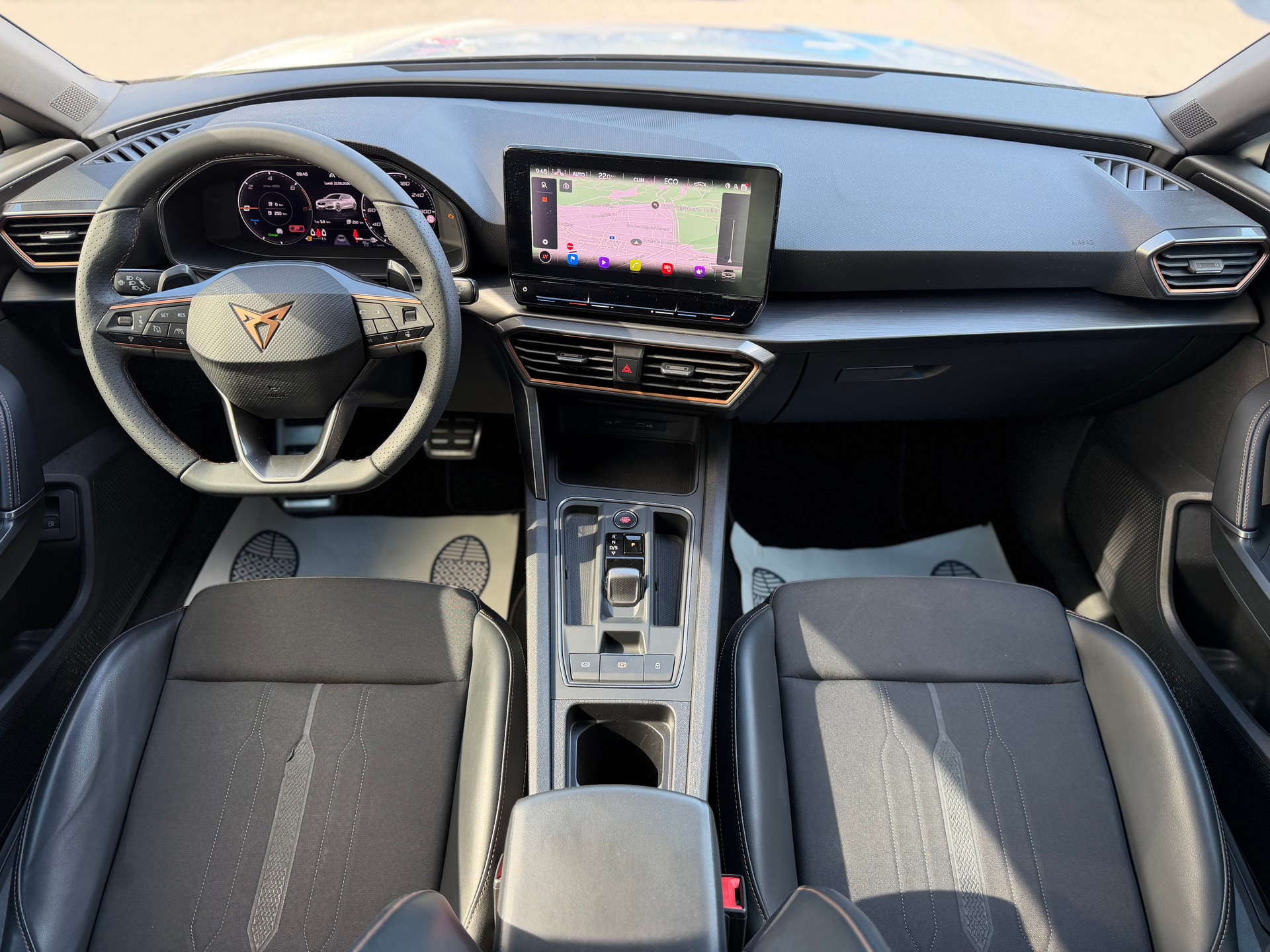 CUPRA LEON 1.4 e-HYBRID pHEV DSG-image-8