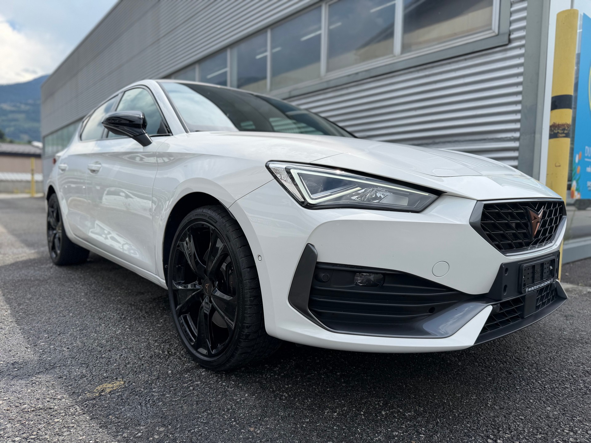 CUPRA LEON 1.4 e-HYBRID pHEV DSG-image-2