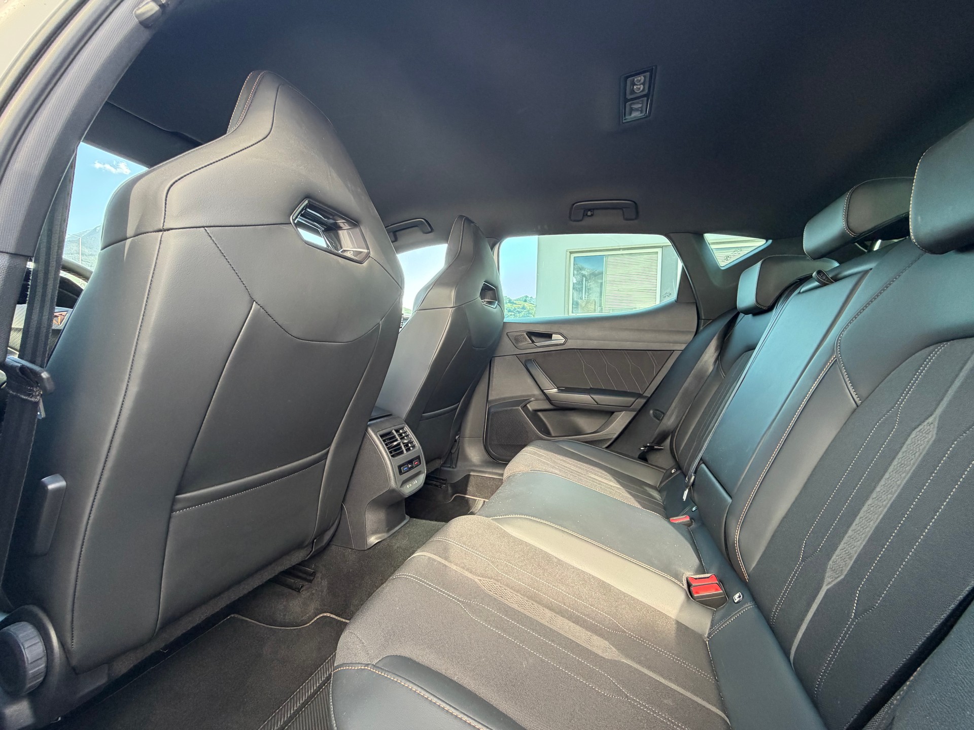 CUPRA LEON 1.4 e-HYBRID pHEV DSG-image-7