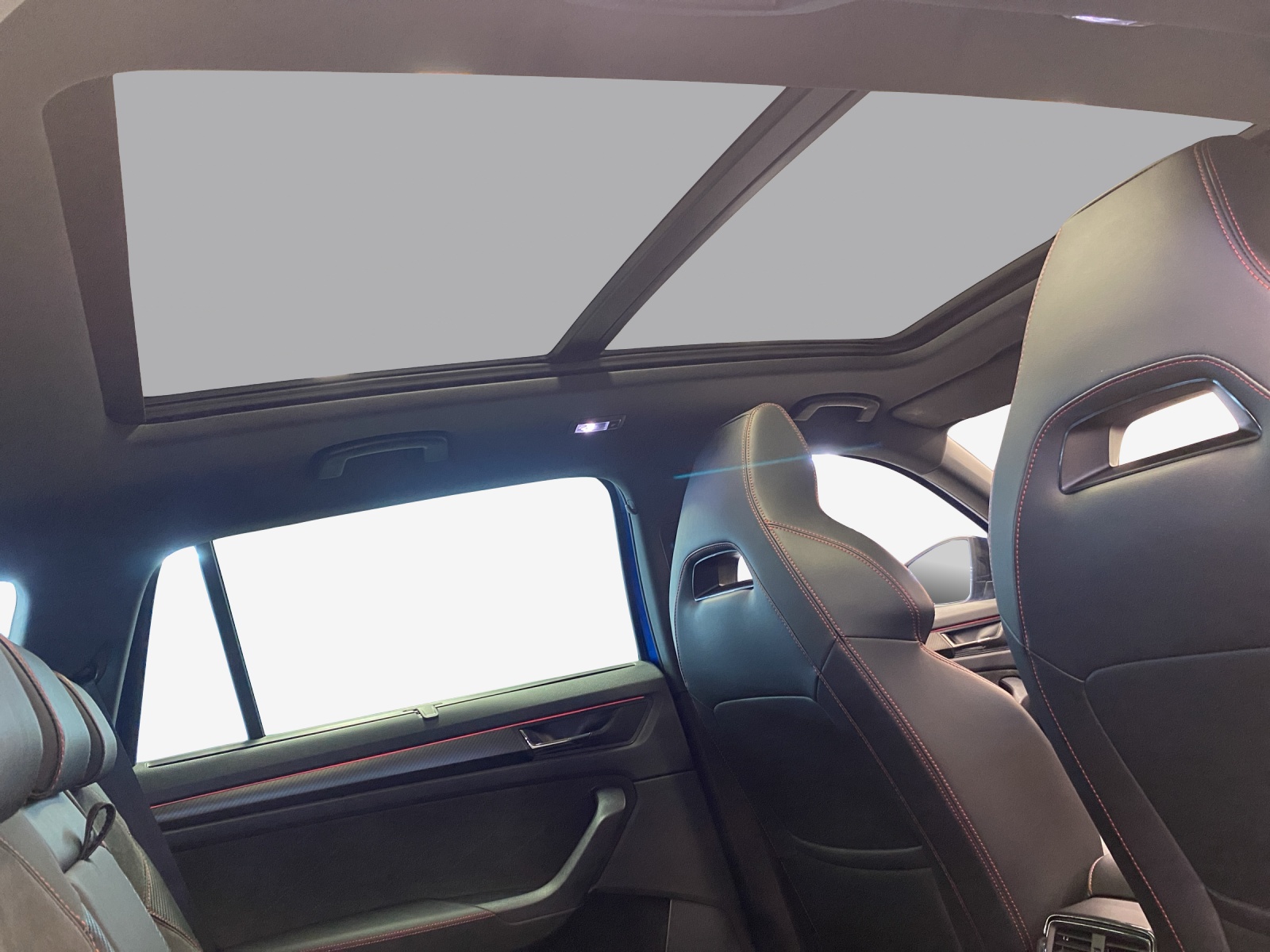 SKODA Kodiaq 2.0 Bi-TDI SCR RS 4x4 DSG-image-13