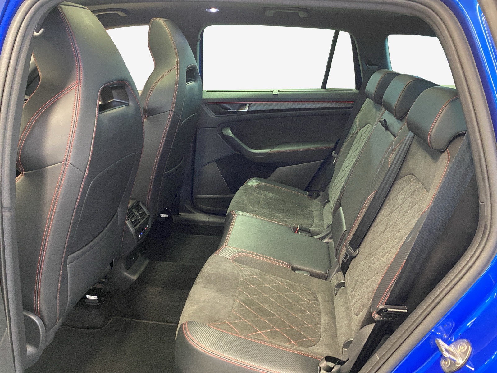 SKODA Kodiaq 2.0 Bi-TDI SCR RS 4x4 DSG-image-11