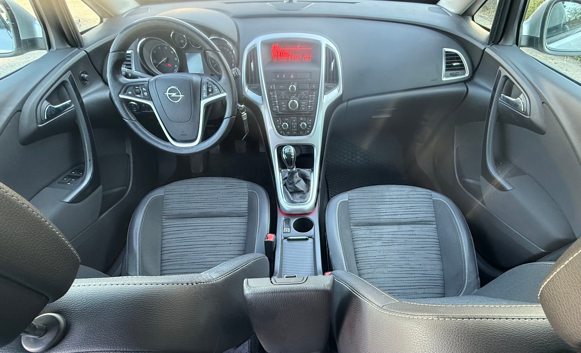 OPEL Astra SportsTourer 1.6 CDTi ecoFLEX Drive-image-3