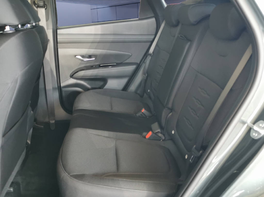 HYUNDAI TUCSON 1.6 T-GDi Hybrid Origo Blackline 4WD-image-10