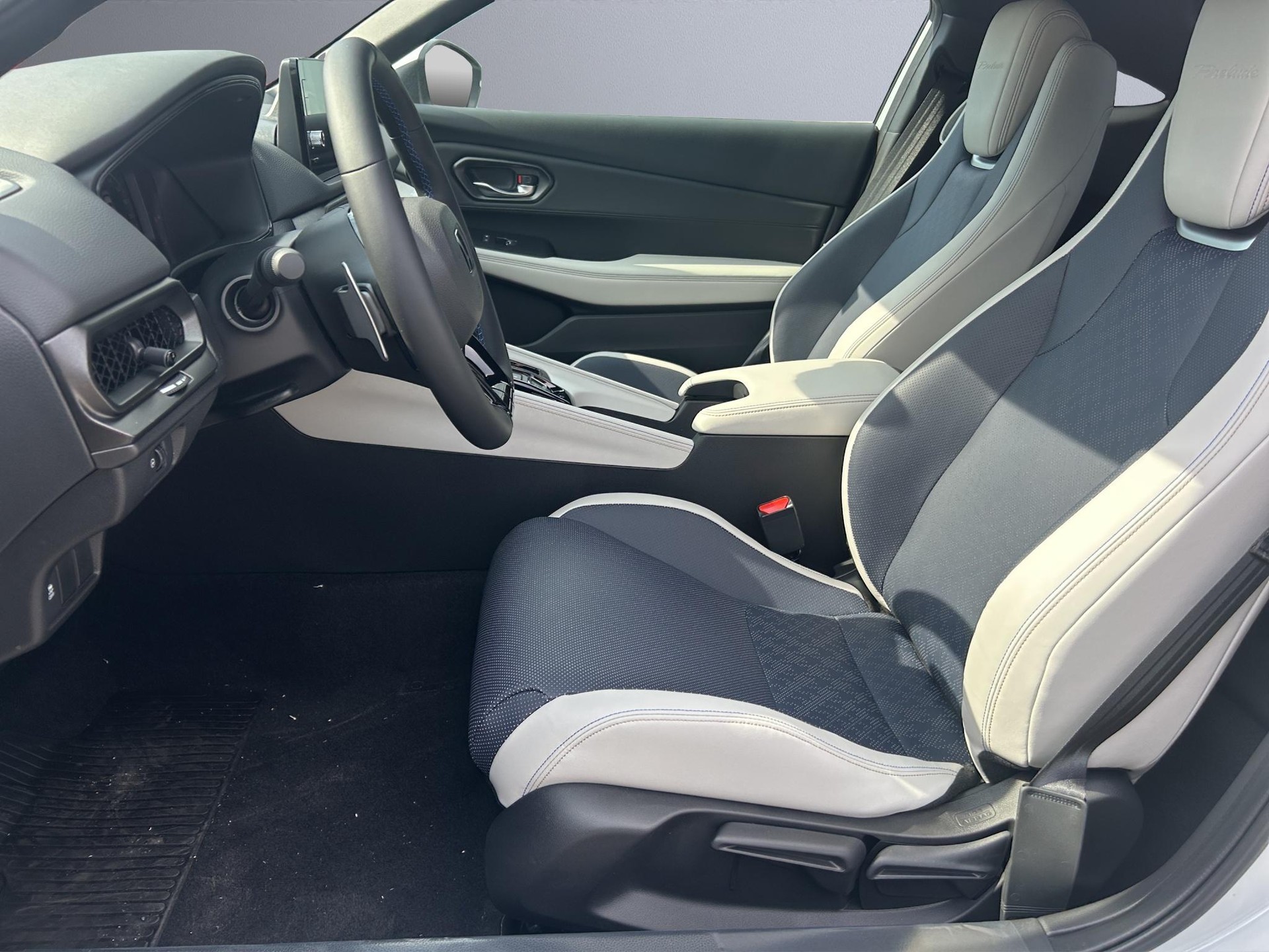 HONDA Prelude 2.0 i-MMD Advance-image-8