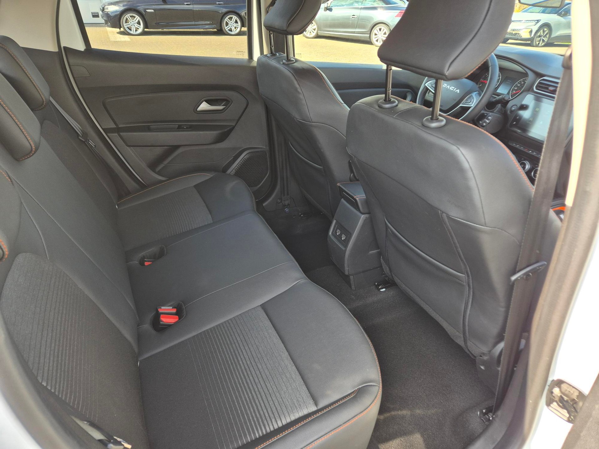 DACIA Duster EXTREME TCe 150 4x4-image-8