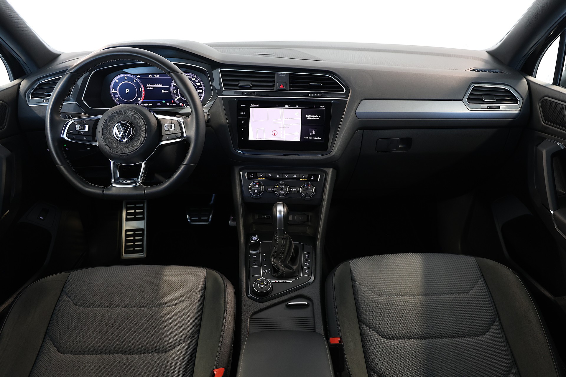VW Tiguan Allspace 2.0 TDI SCR R-Line 4Motion DSG-image-9
