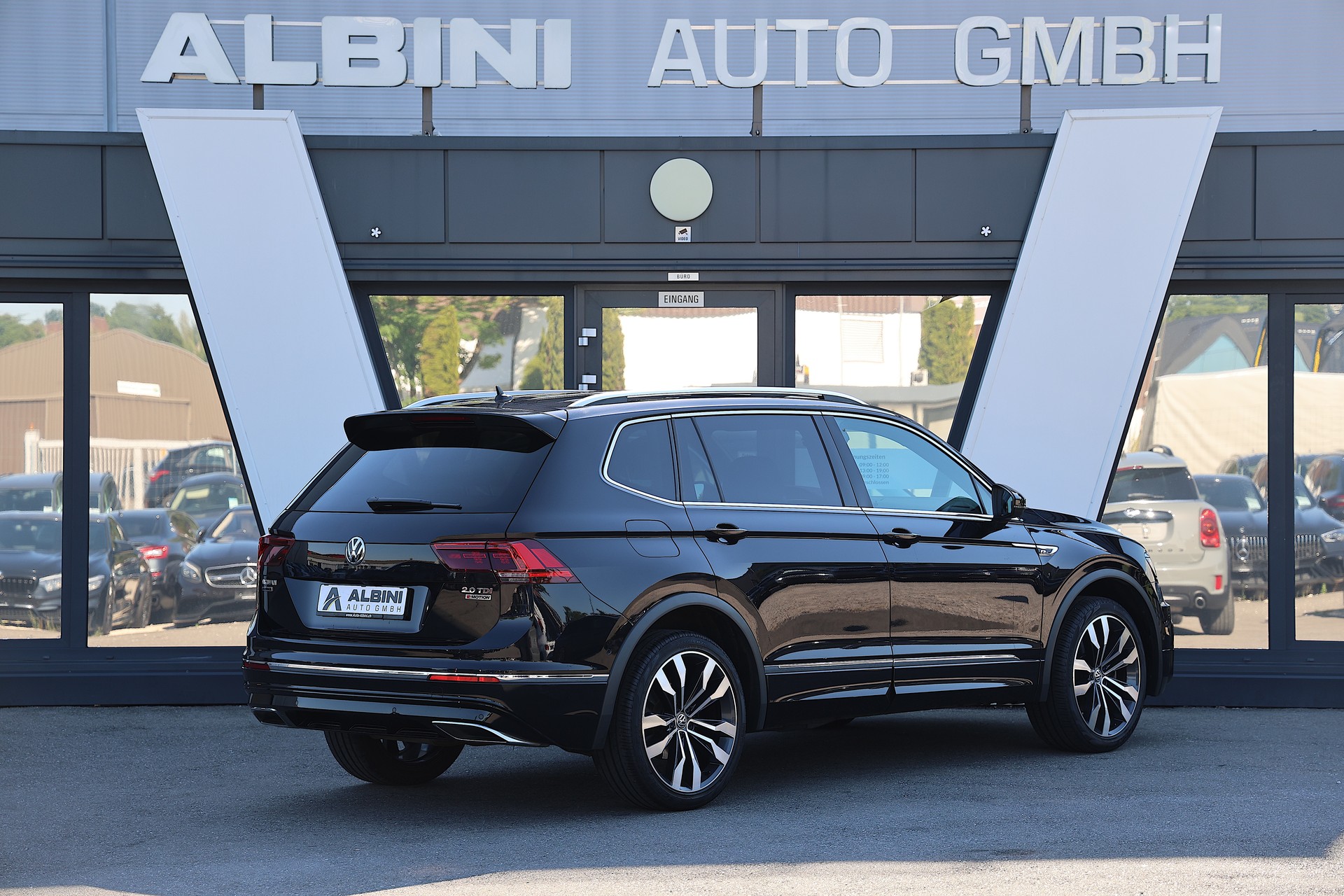 VW Tiguan Allspace 2.0 TDI SCR R-Line 4Motion DSG-showroom-element-2